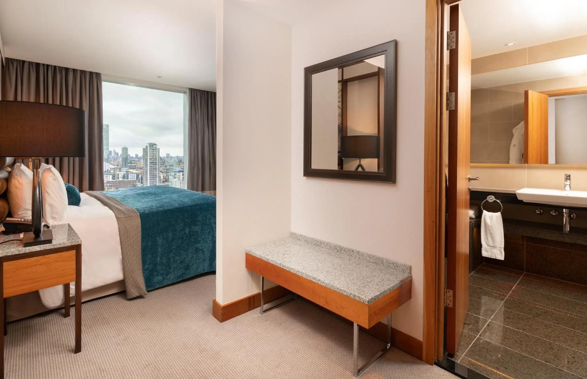 Photo of the whole room, Bed in InterContinental London - The O2