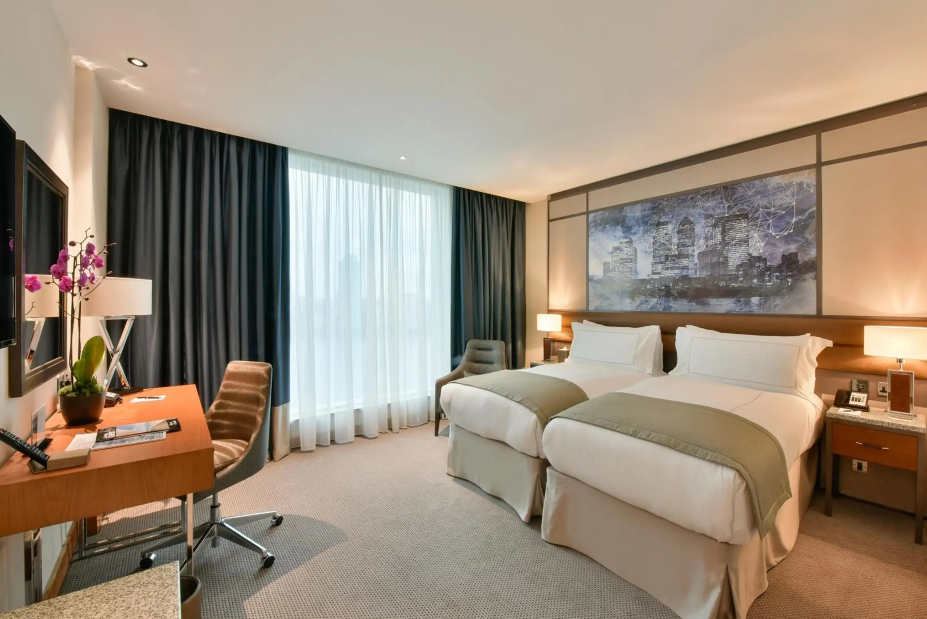 Photo of the whole room, Bed in InterContinental London - The O2 Photo of the whole room, Bed in InterContinental London - The O2