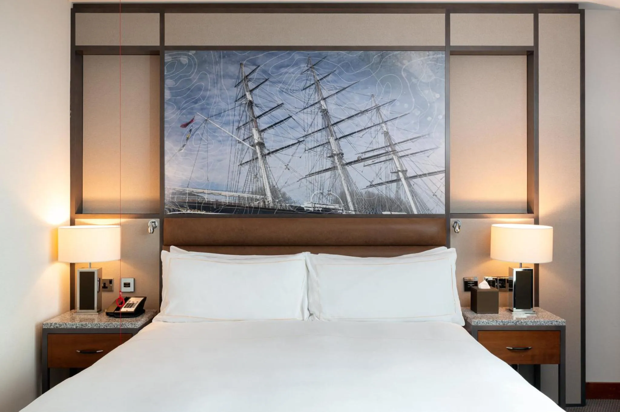 Photo of the whole room, Bed in InterContinental London - The O2