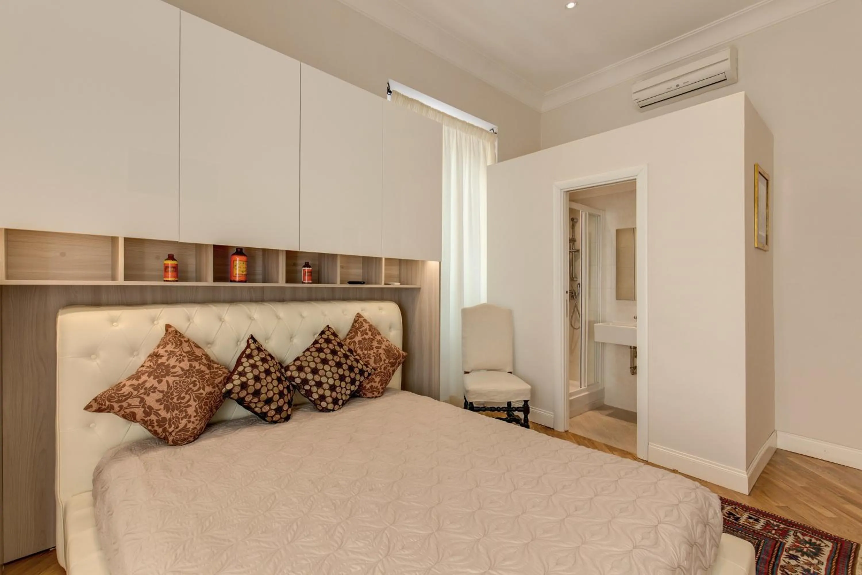 Day, Bed in Casa Claudia Giulio Cesare