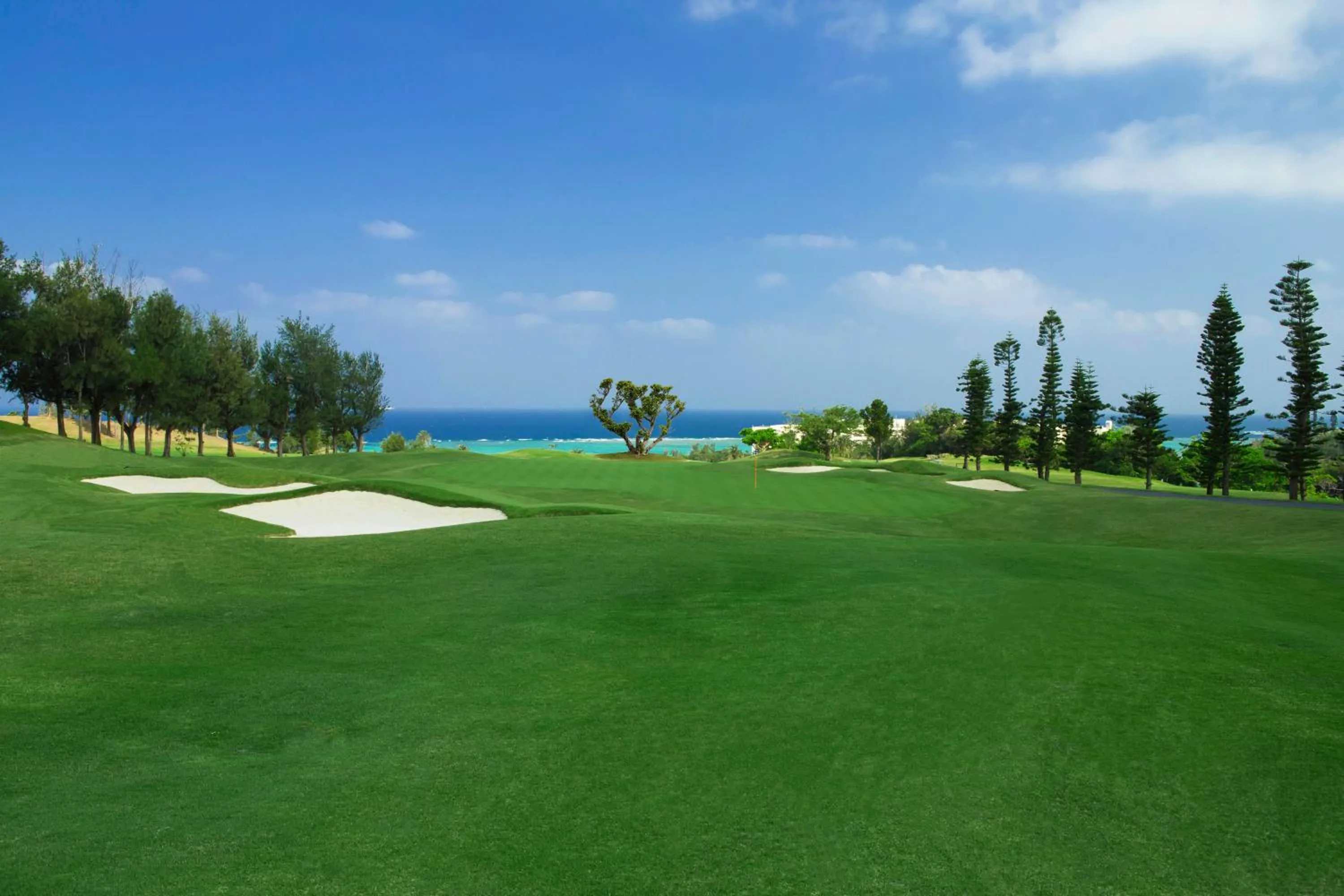 Golfcourse in PGM Hotel Resort Okinawa