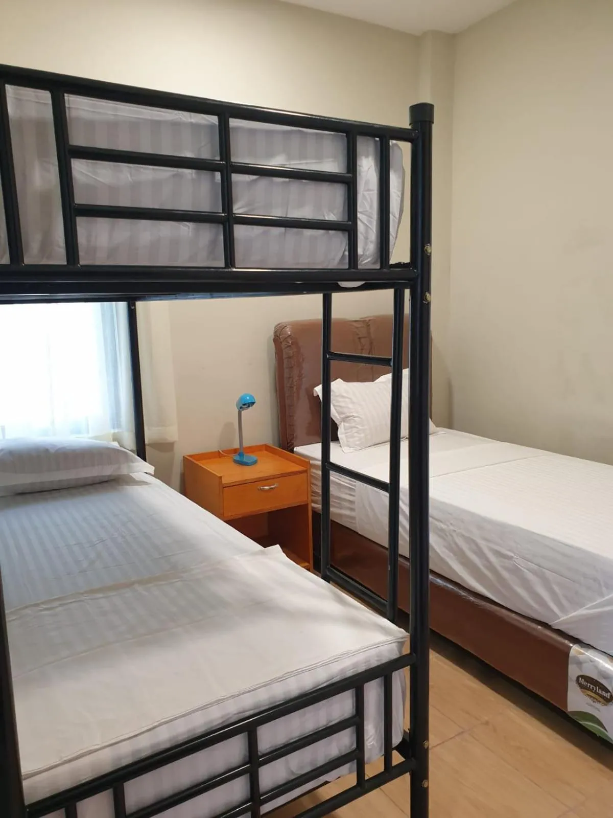 Bedroom, Bed in Freddies Villas Sabang