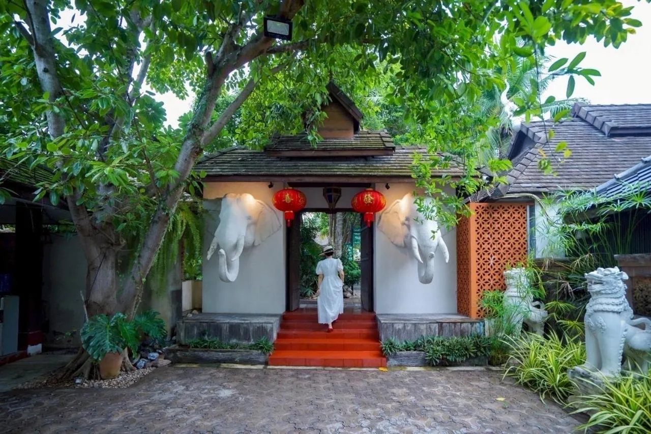 Property building in Laan Mai Fai Chang Resort