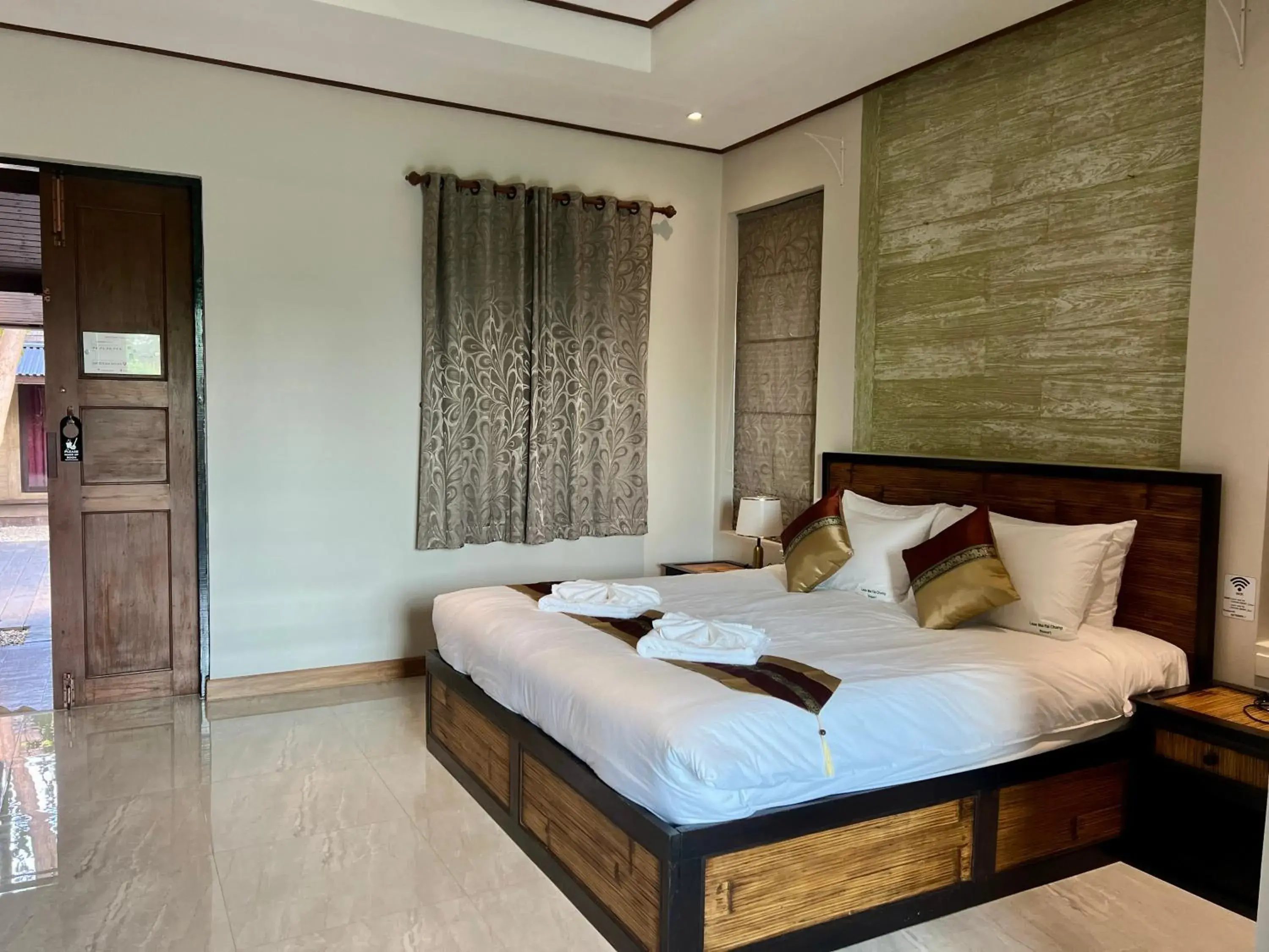Superior Queen Room in Laan Mai Fai Chang Resort Superior Queen Room in Laan Mai Fai Chang Resort