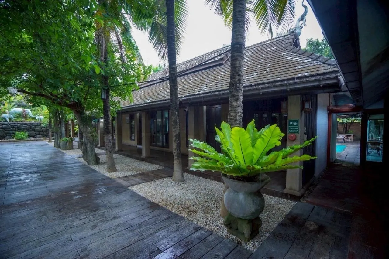Day in Laan Mai Fai Chang Resort