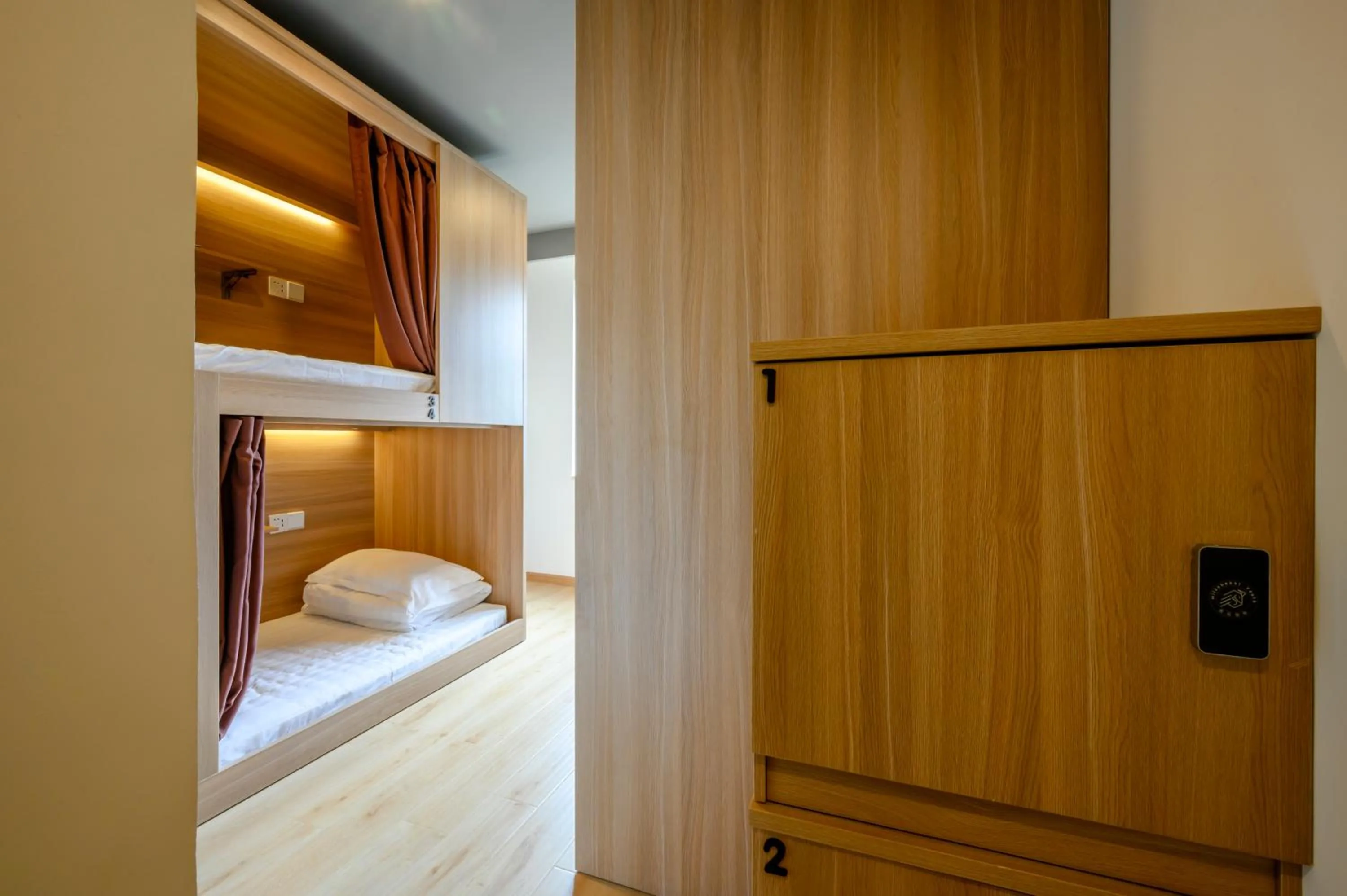 Bed in Wildebeest Youth Hostel