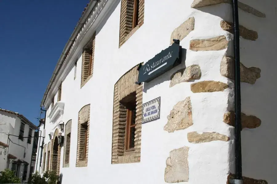 Property building in Tugasa Hotel y Apartamentos rurales La Posada Property building in Tugasa Hotel y Apartamentos rurales La Posada