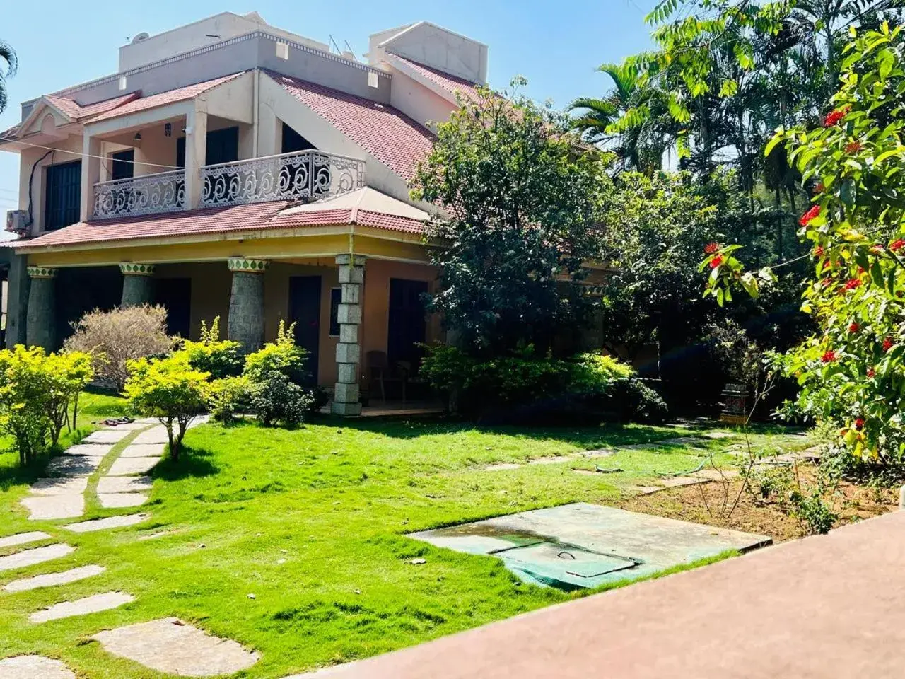 Two-Bedroom Villa in Leo Comforts river view Resort Two-Bedroom Villa in Leo Comforts river view Resort