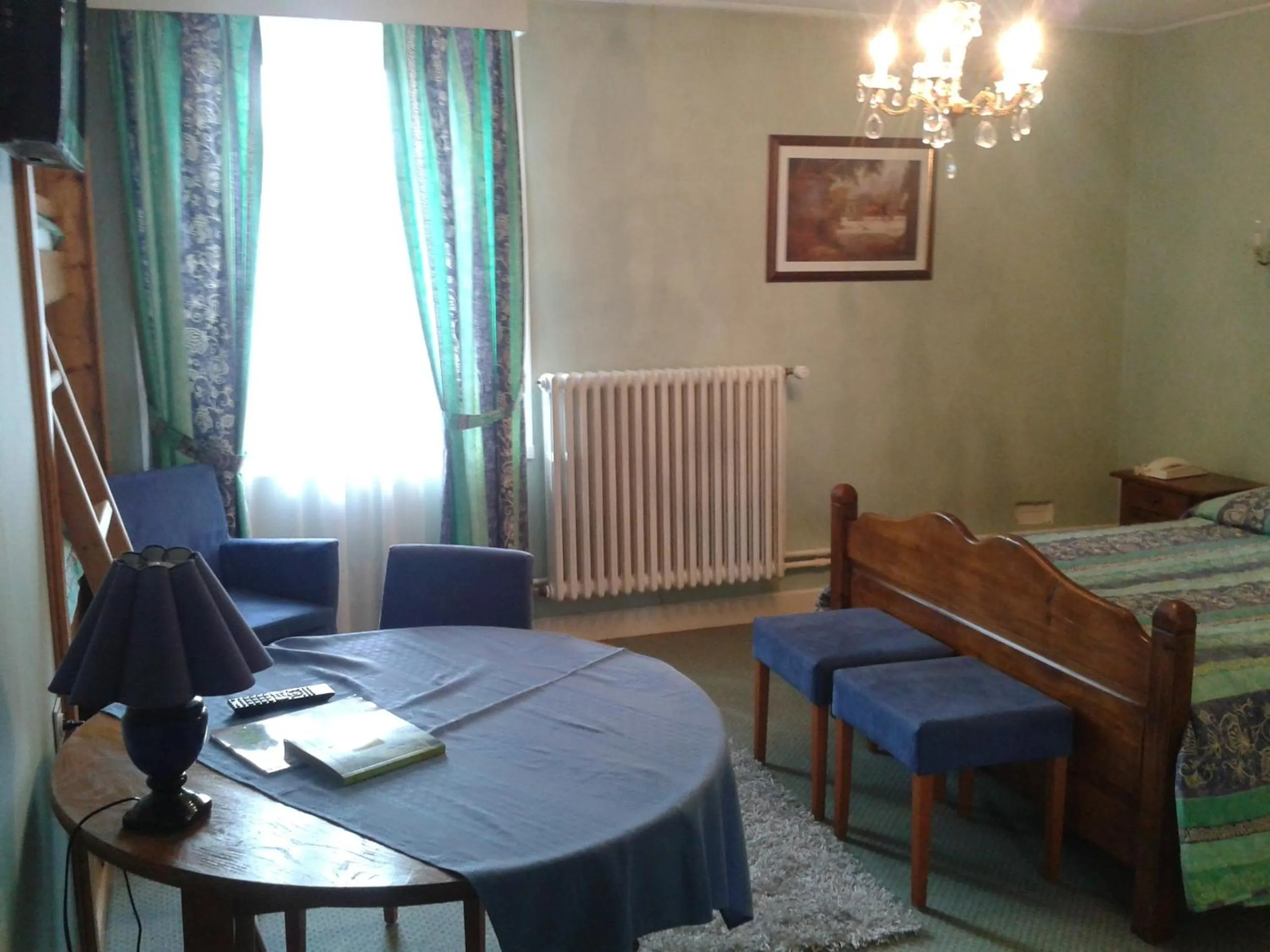 Logis Hôtel Restaurant Robichon