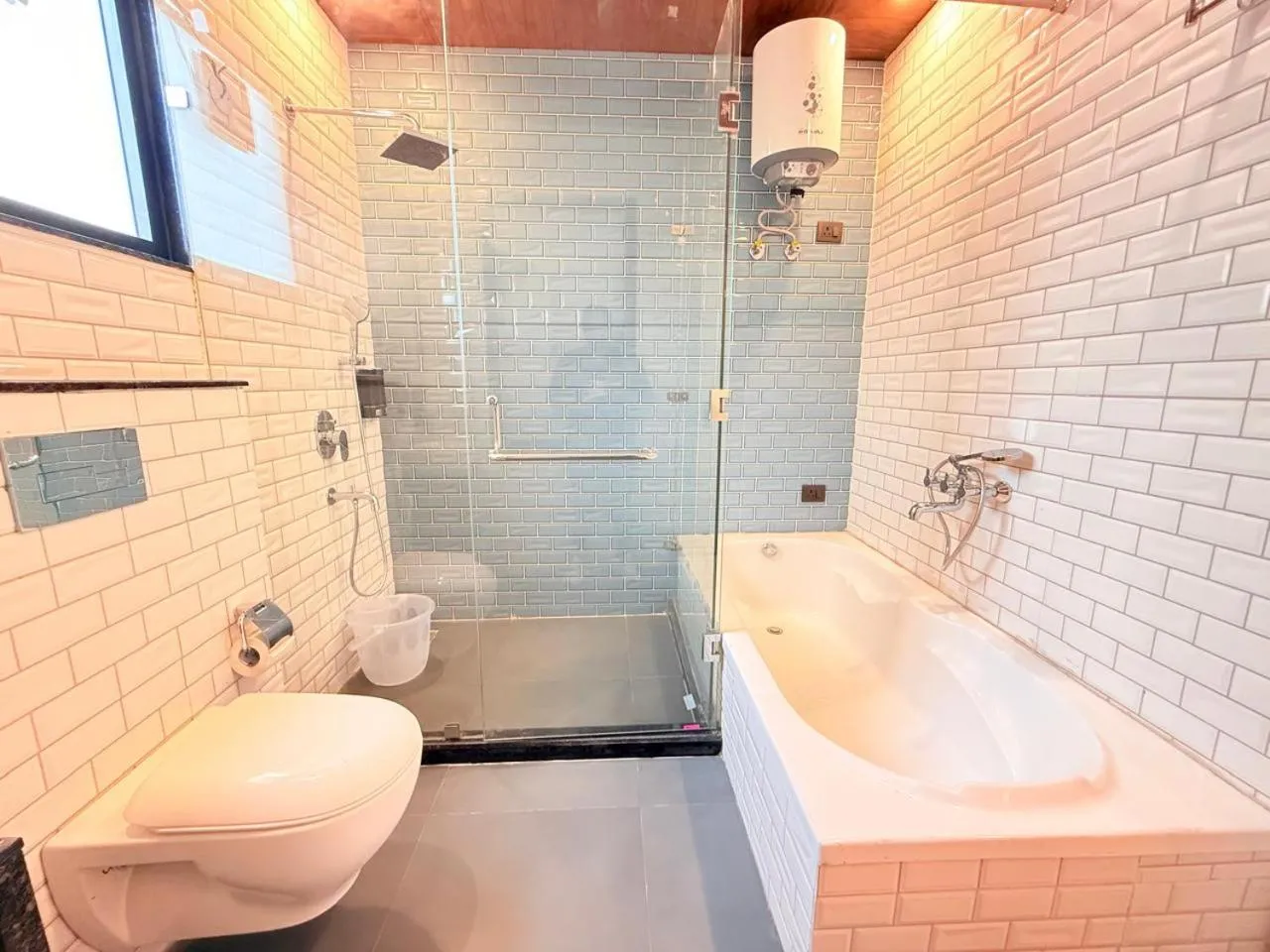 Shower in Rasa Boutique Stay