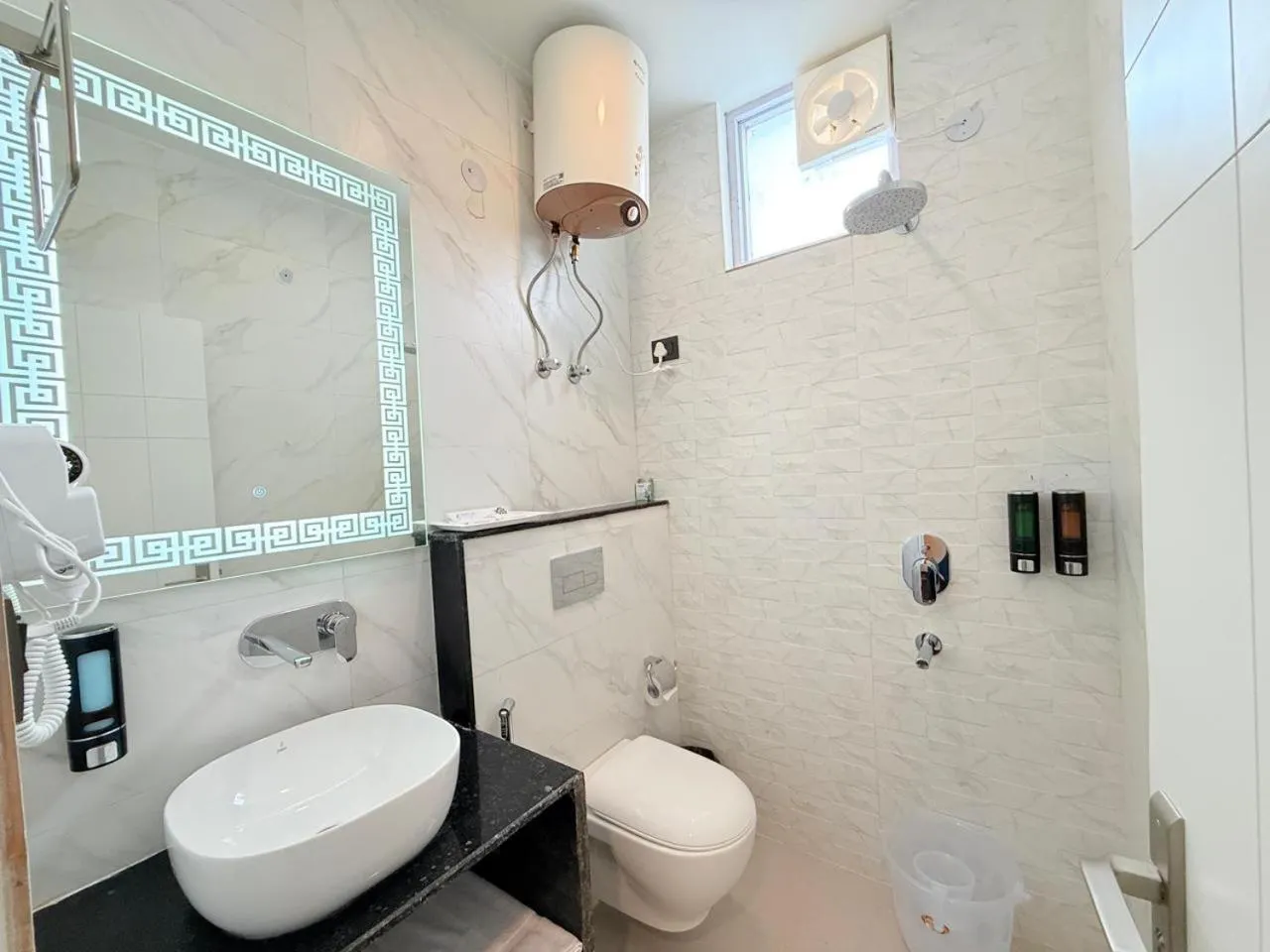 Shower in Rasa Boutique Stay