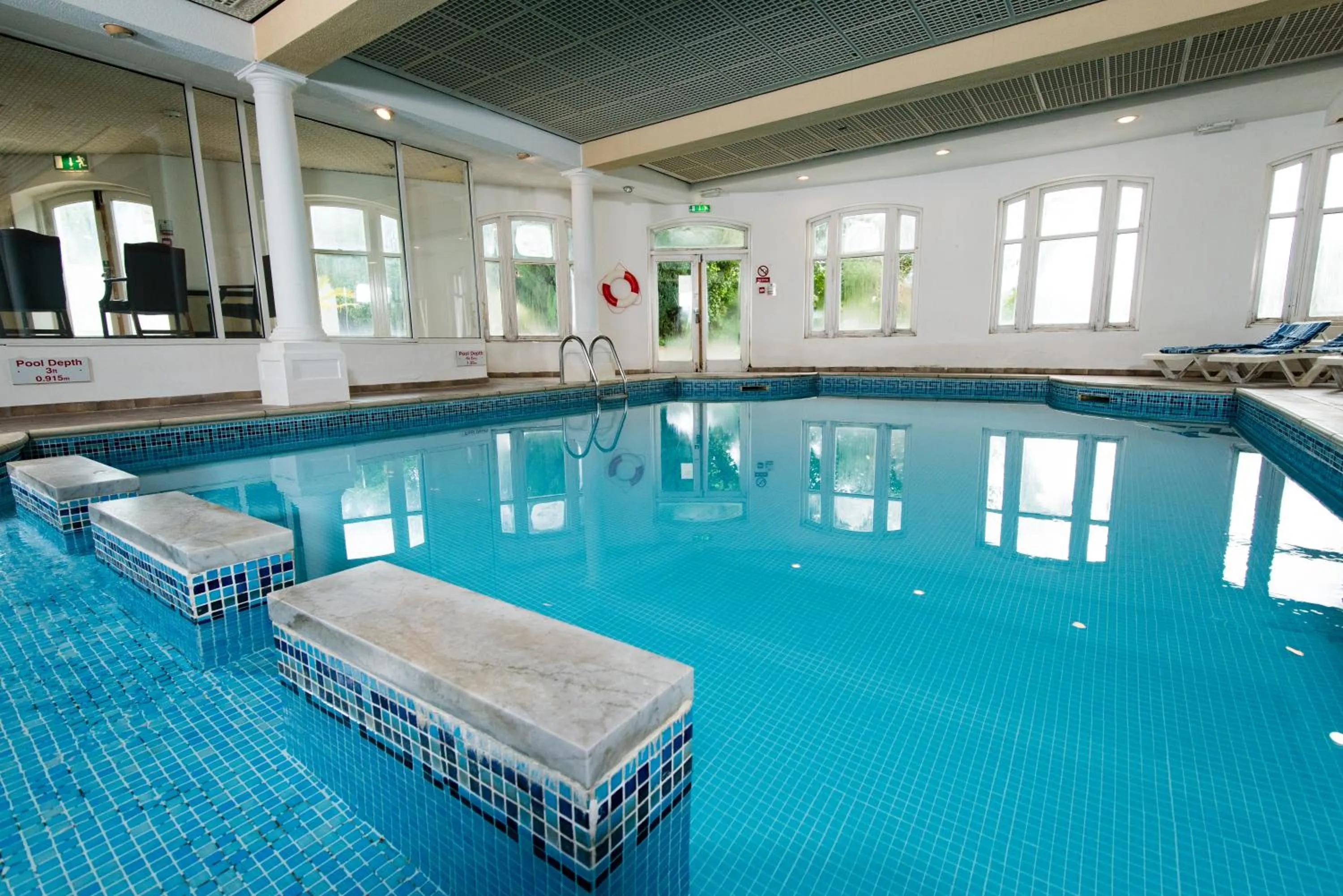 Swimming pool in Abbey Lawn Hotel