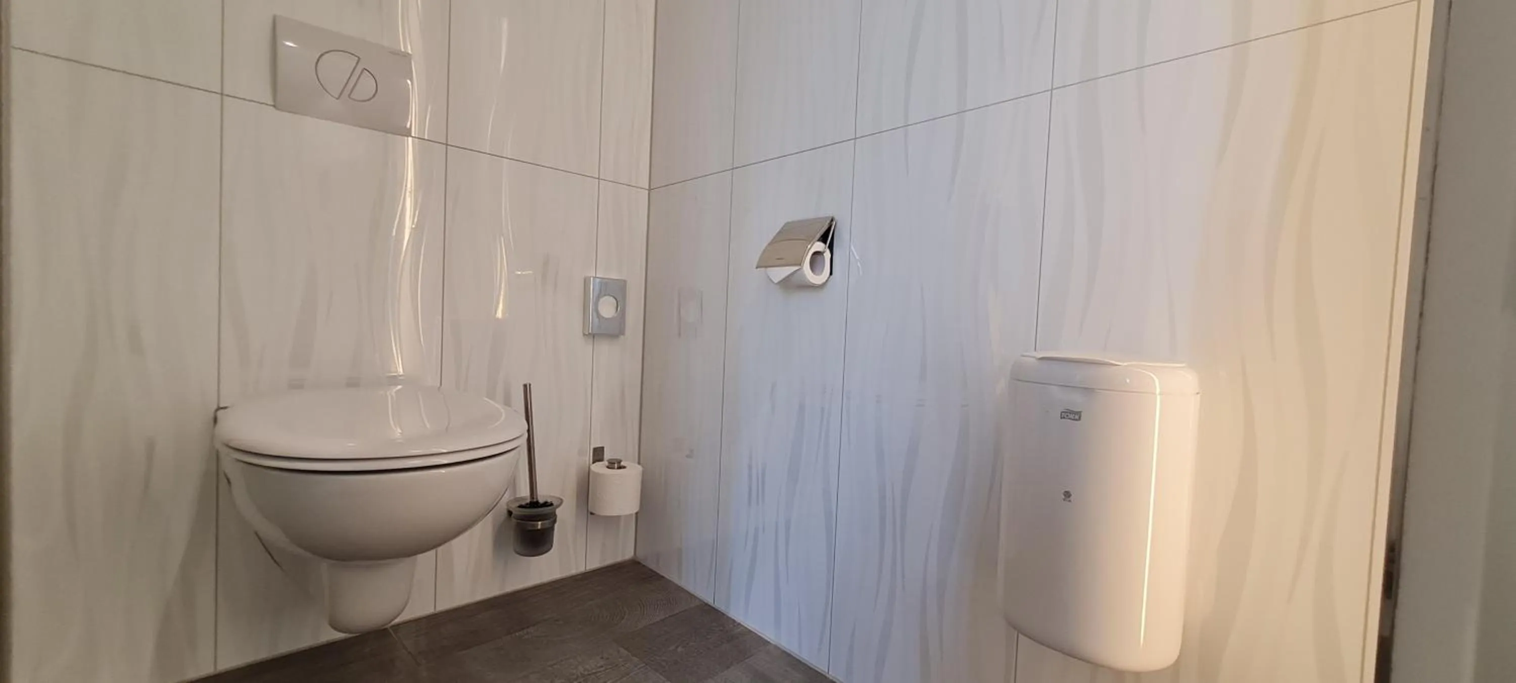 Toilet in Hotel Domizil