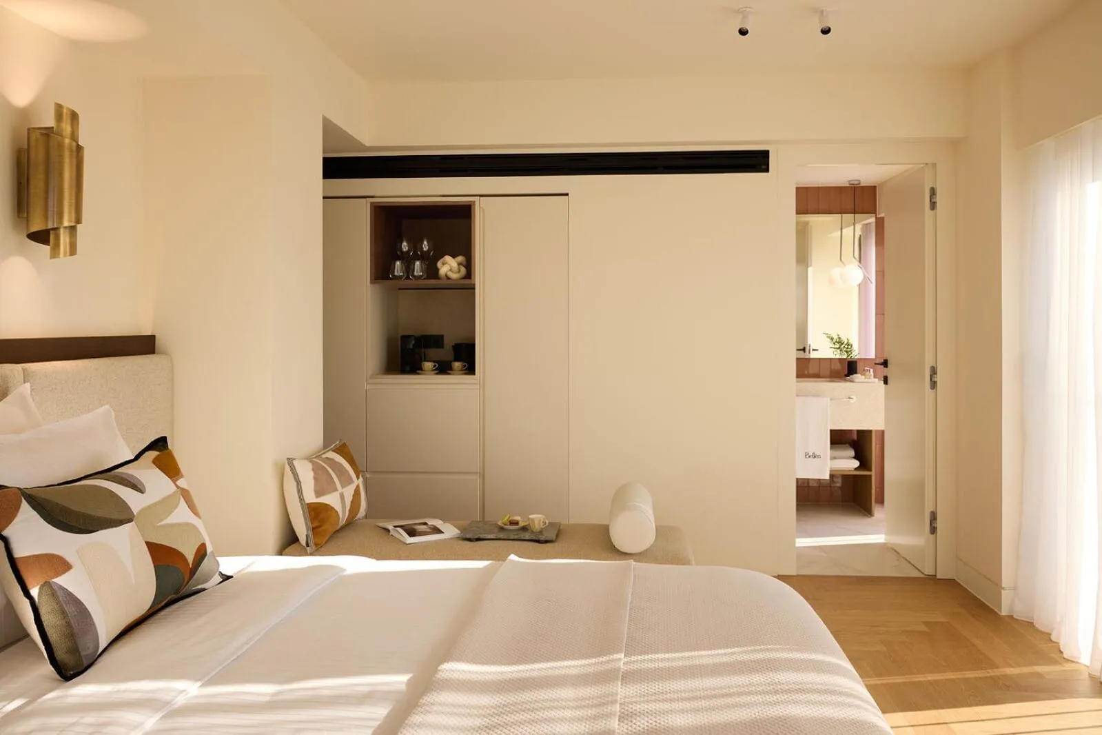 Bedroom, Bed in Bellen Athens Ηotel