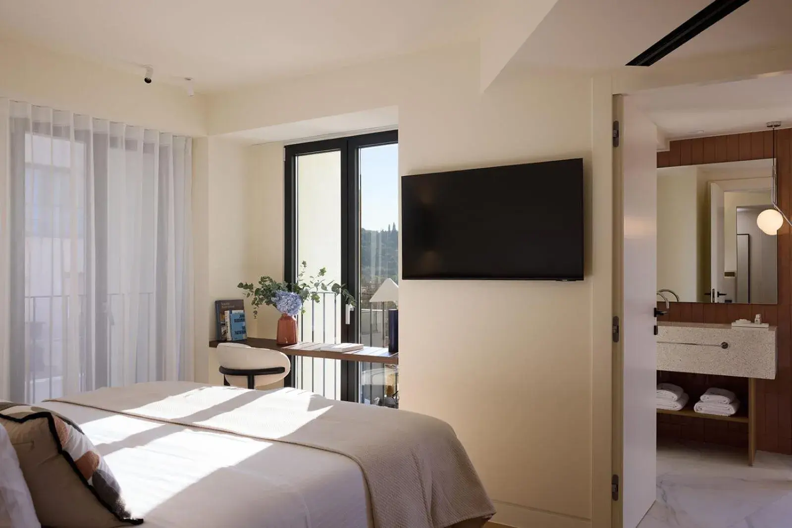 Comfort Room City View in Bellen Athens Ηotel Comfort Room City View in Bellen Athens Ηotel