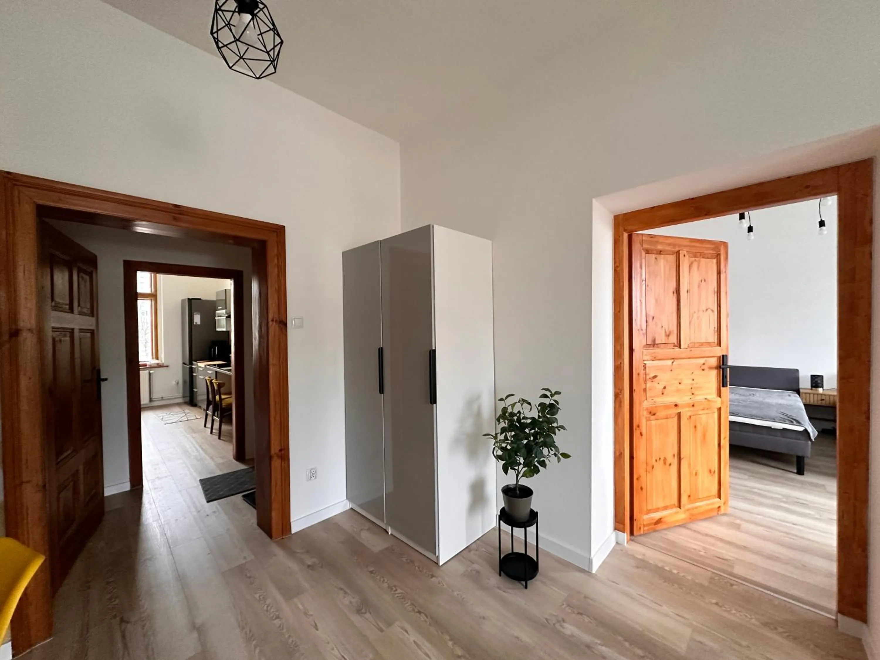 Deluxe One-Bedroom Apartment - single occupancy in Red Bike Apart's