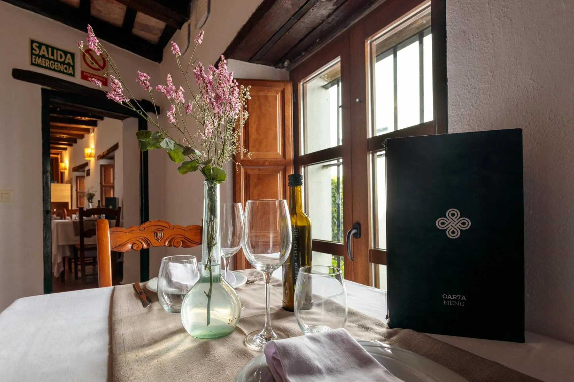 Restaurant/places to eat in Hotel Tugasa Castillo de Castellar