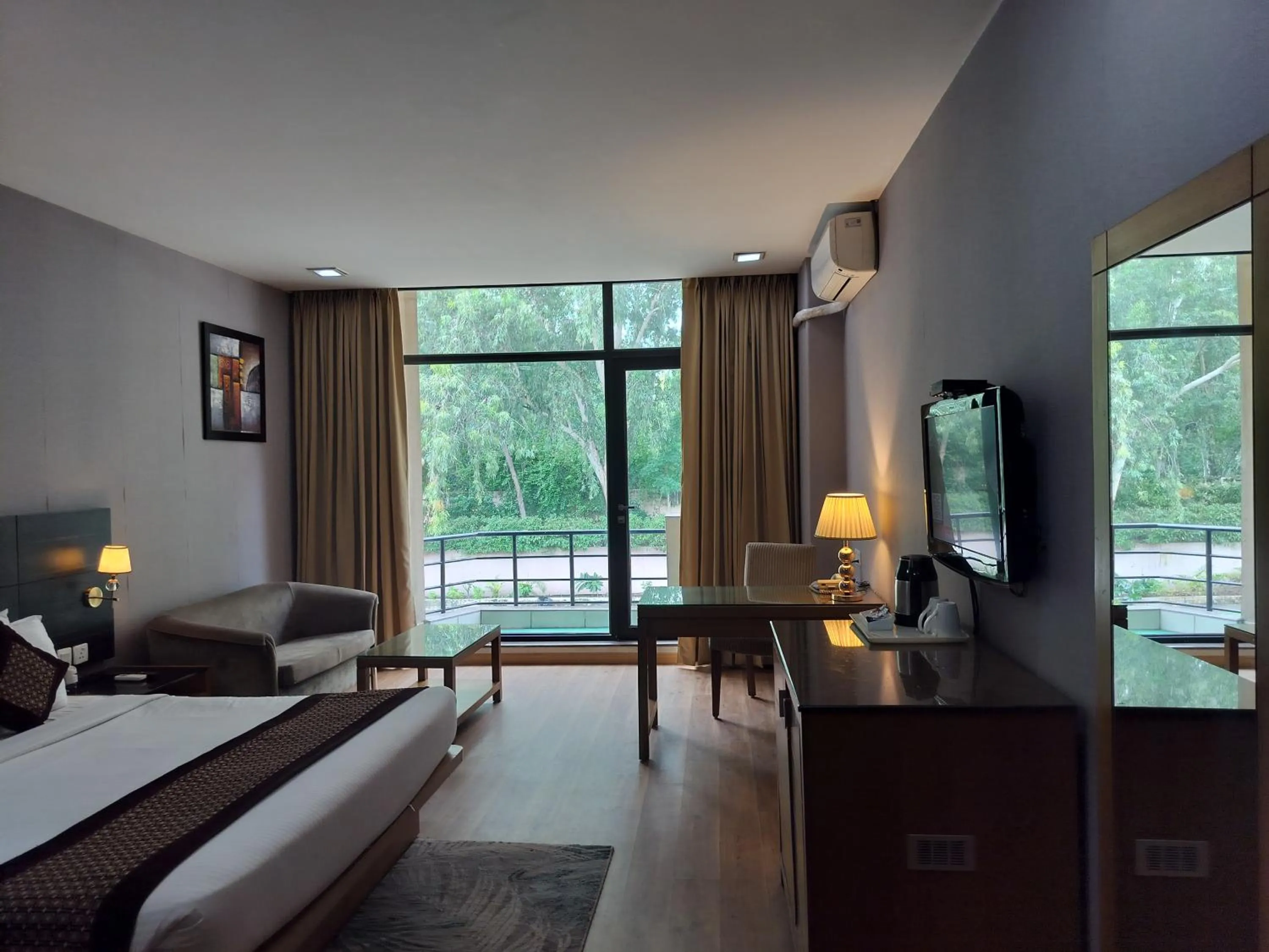 Bedroom, Bed in Stellar Resorts By Bel-La Monde, Rajokri, Near IGI Airport, Delhi