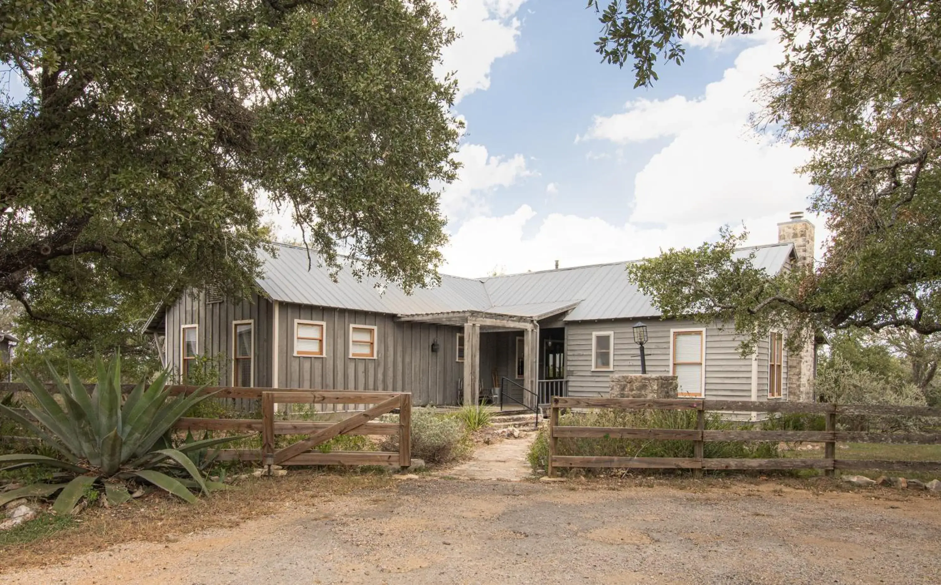Property building in Sage Hill Inn & Spa Property building in Sage Hill Inn & Spa