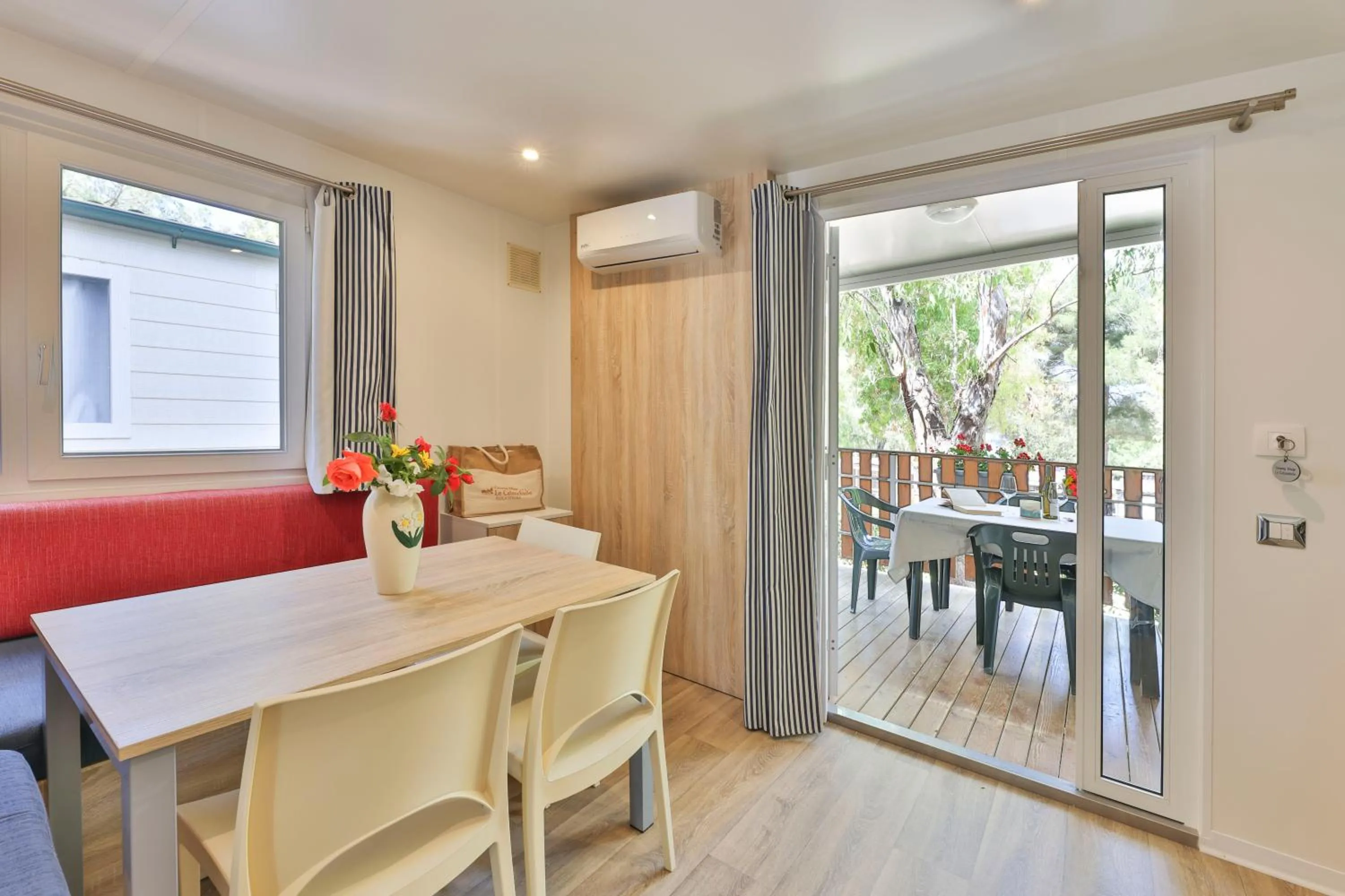 Kitchen or kitchenette in Camping Village Le Calanchiole