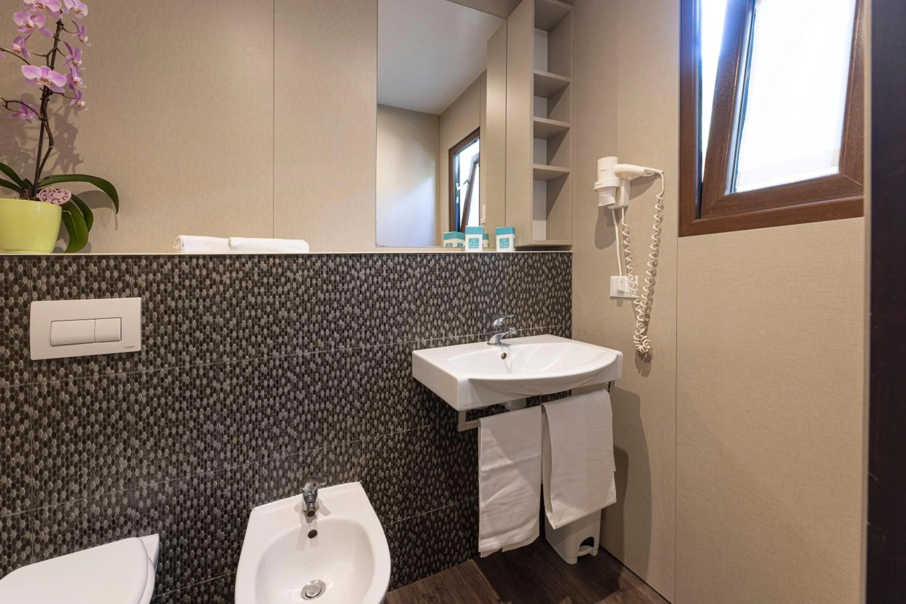 Toilet in Camping Village Le Calanchiole