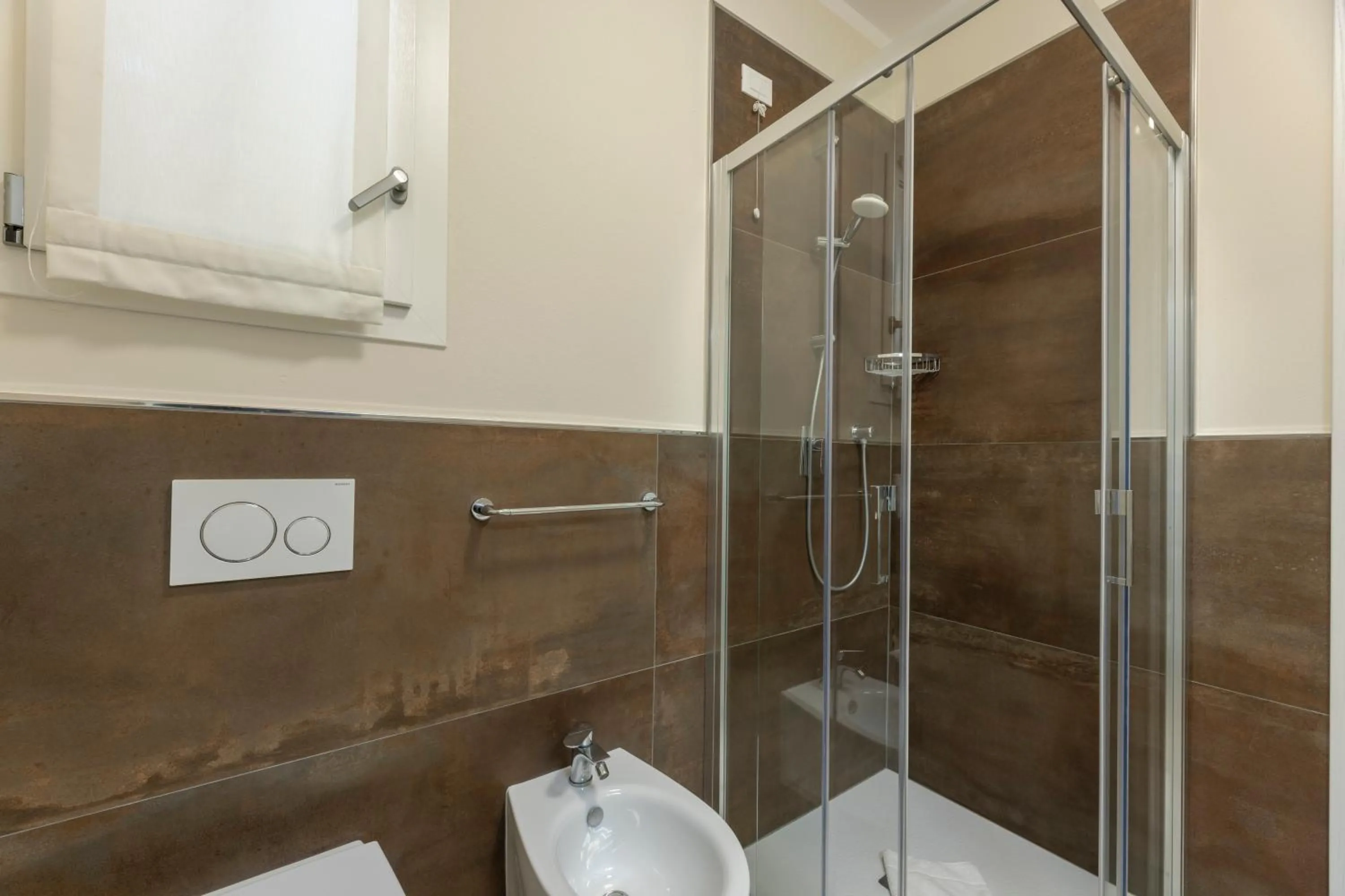 Shower in Camping Village Le Calanchiole