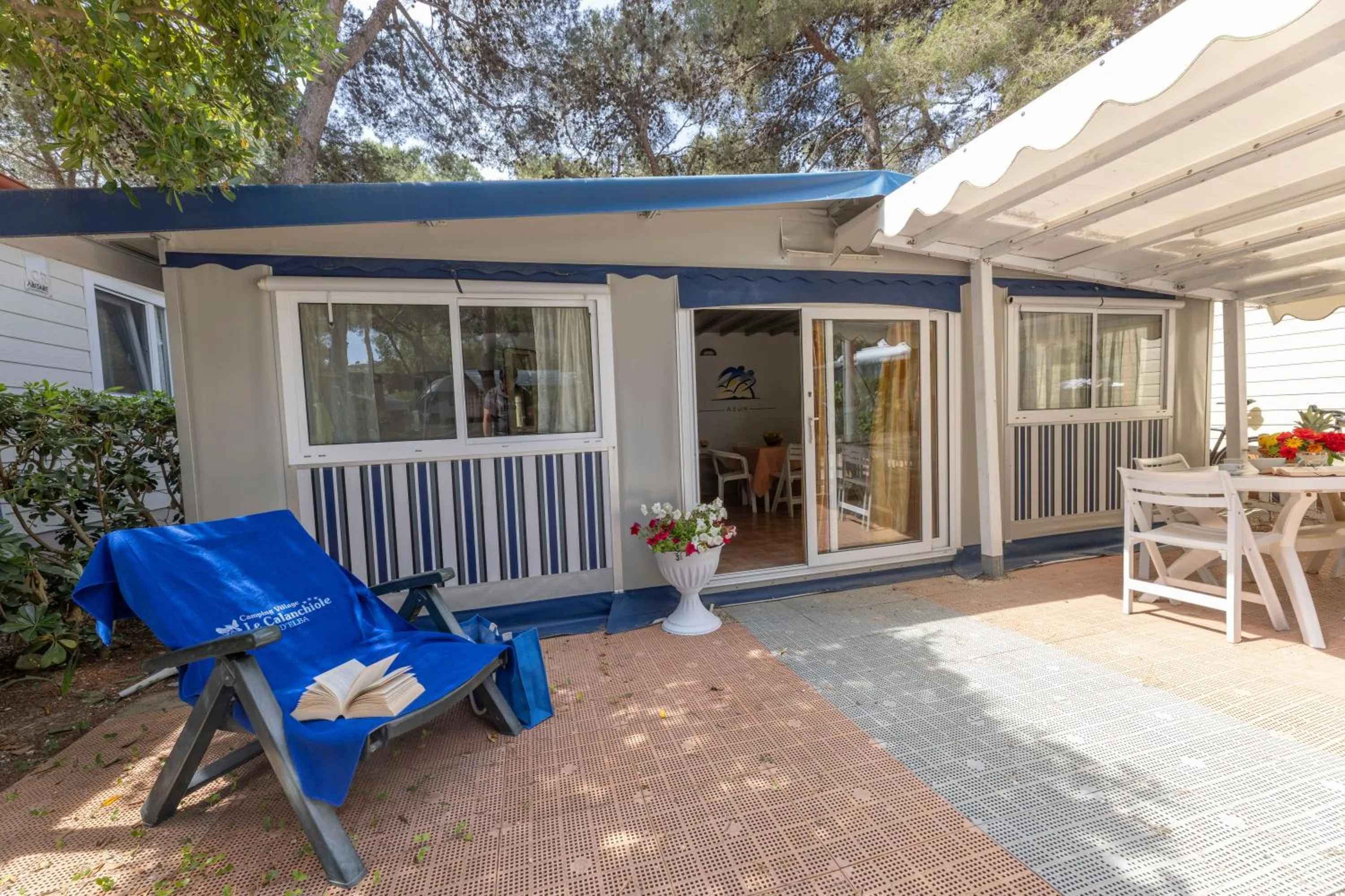 Property building in Camping Village Le Calanchiole