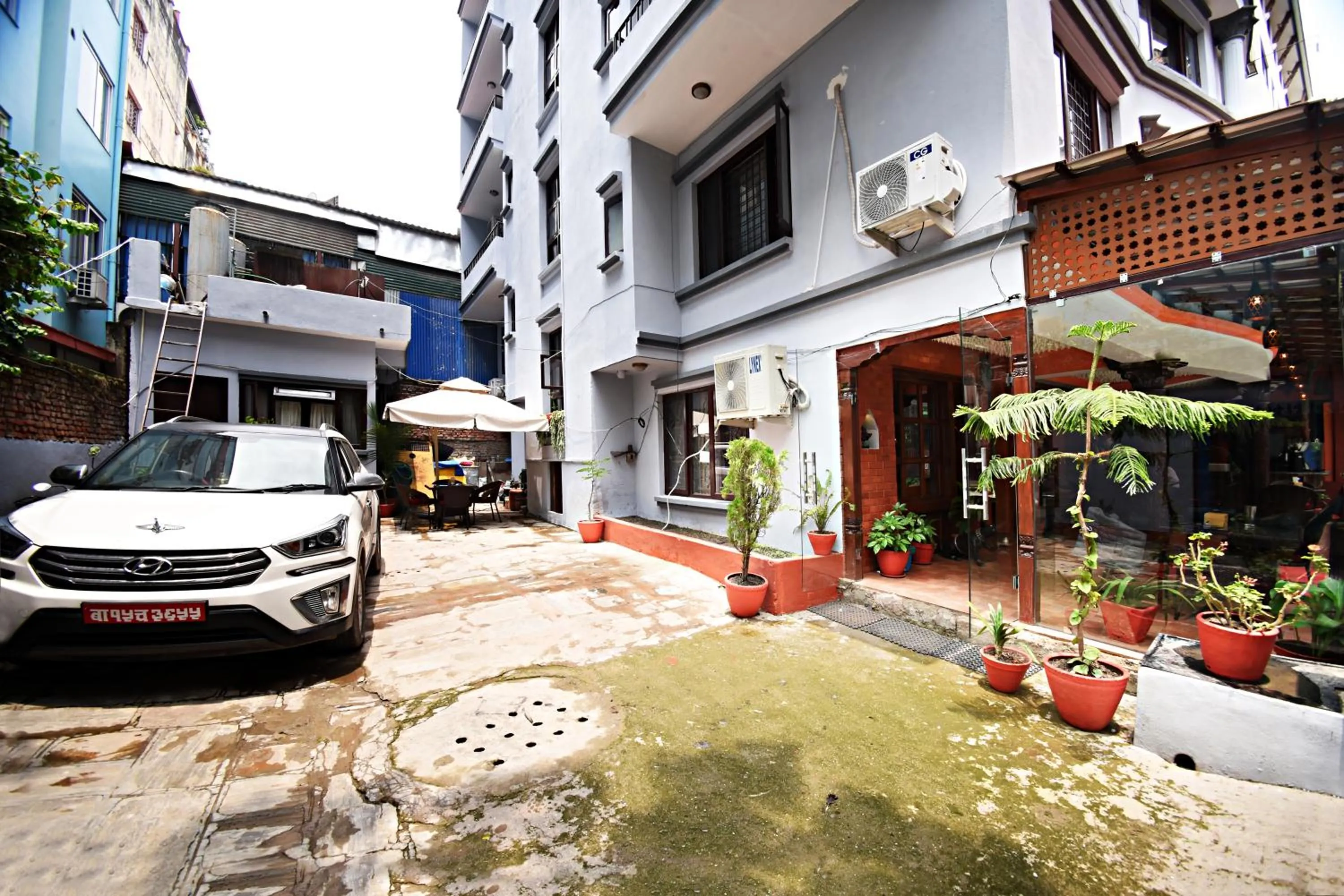 Parking in Sacred Boutique Hotel