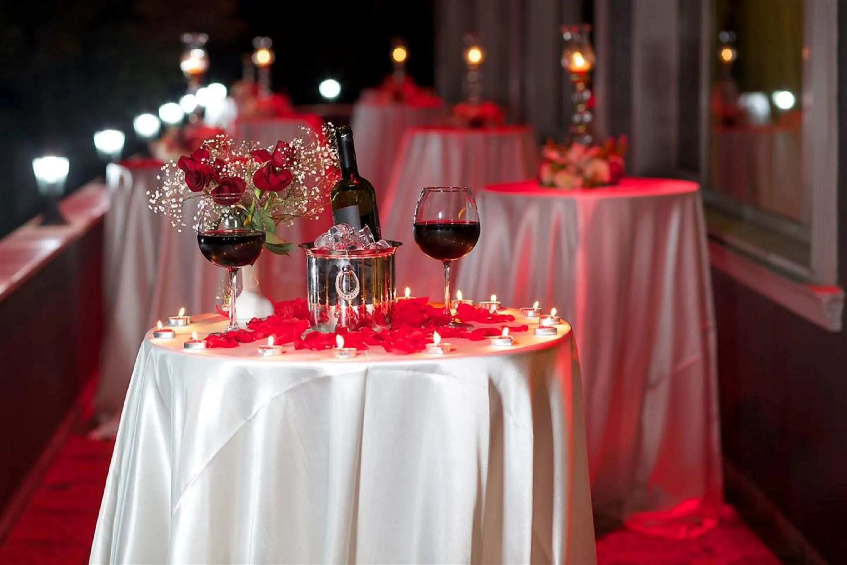 Food and drinks in The Hera Premium Hotels