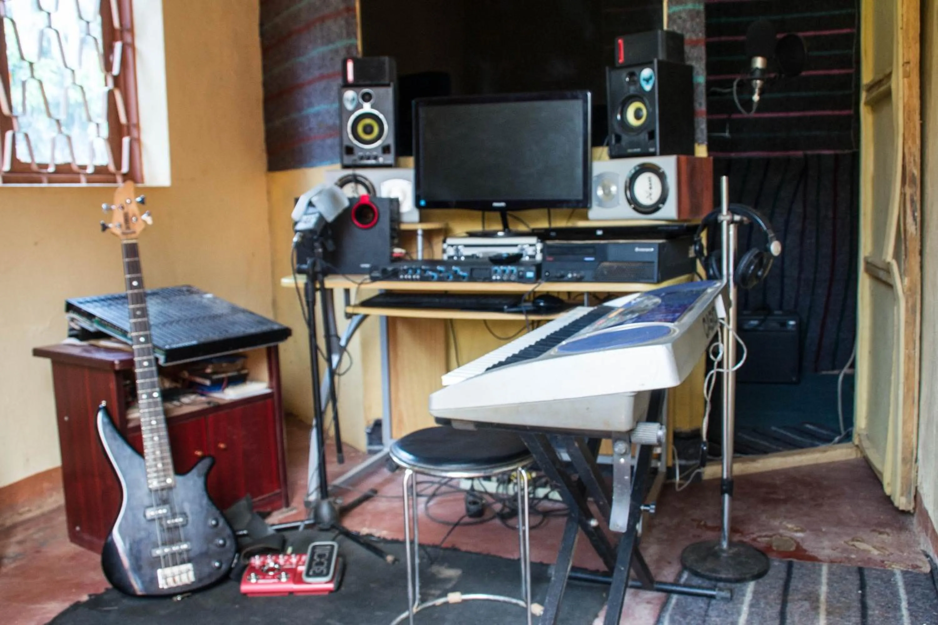 Other, TV/Entertainment Center in Wal Ville Suites