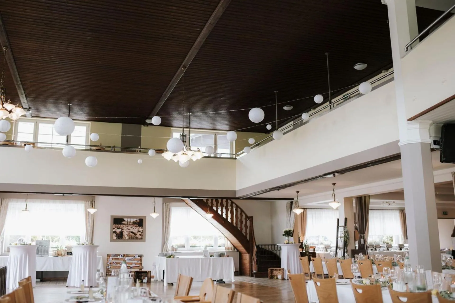 Restaurant/places to eat in Schliefauhof