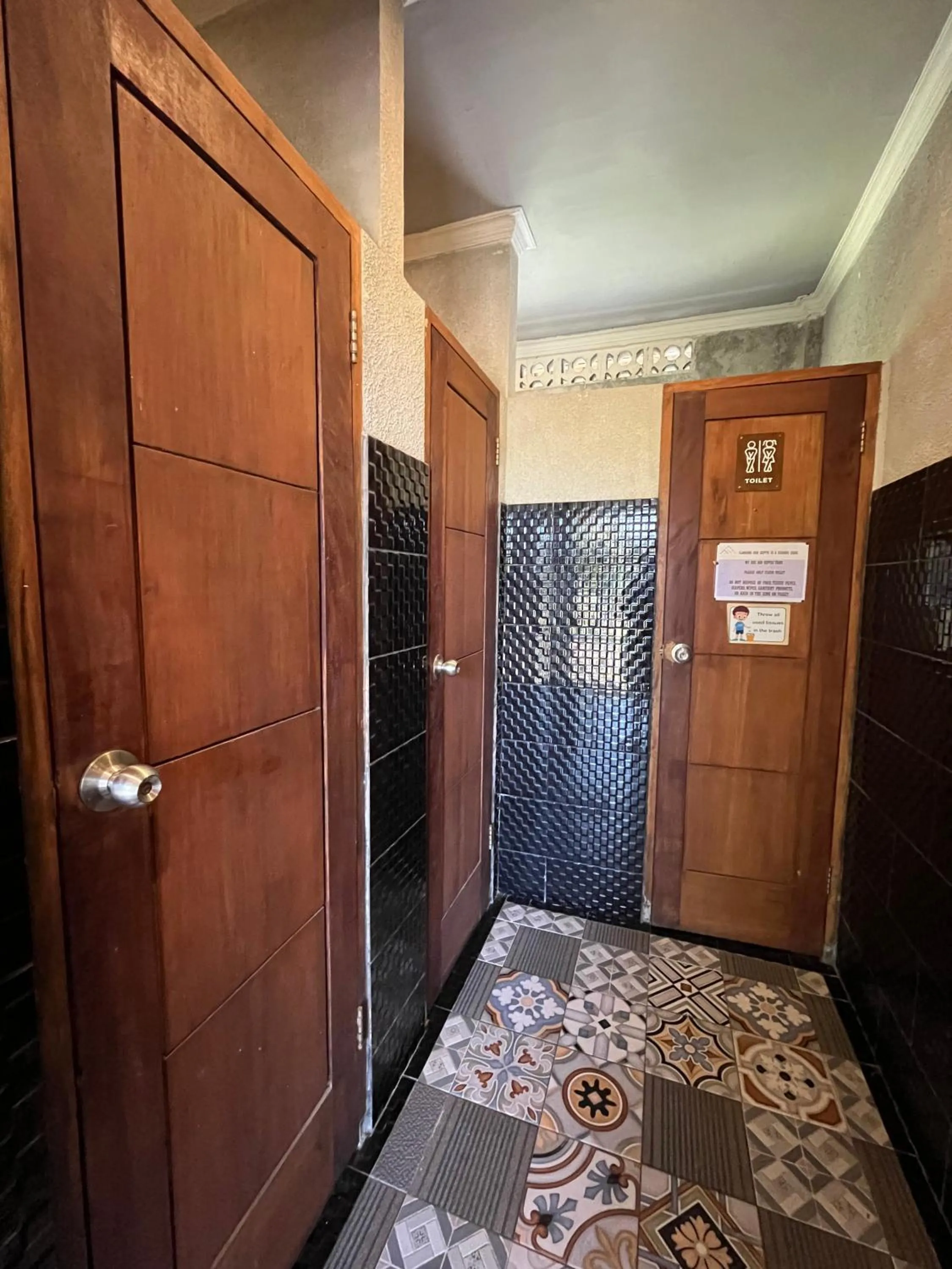 wardrobe in Waras Villa