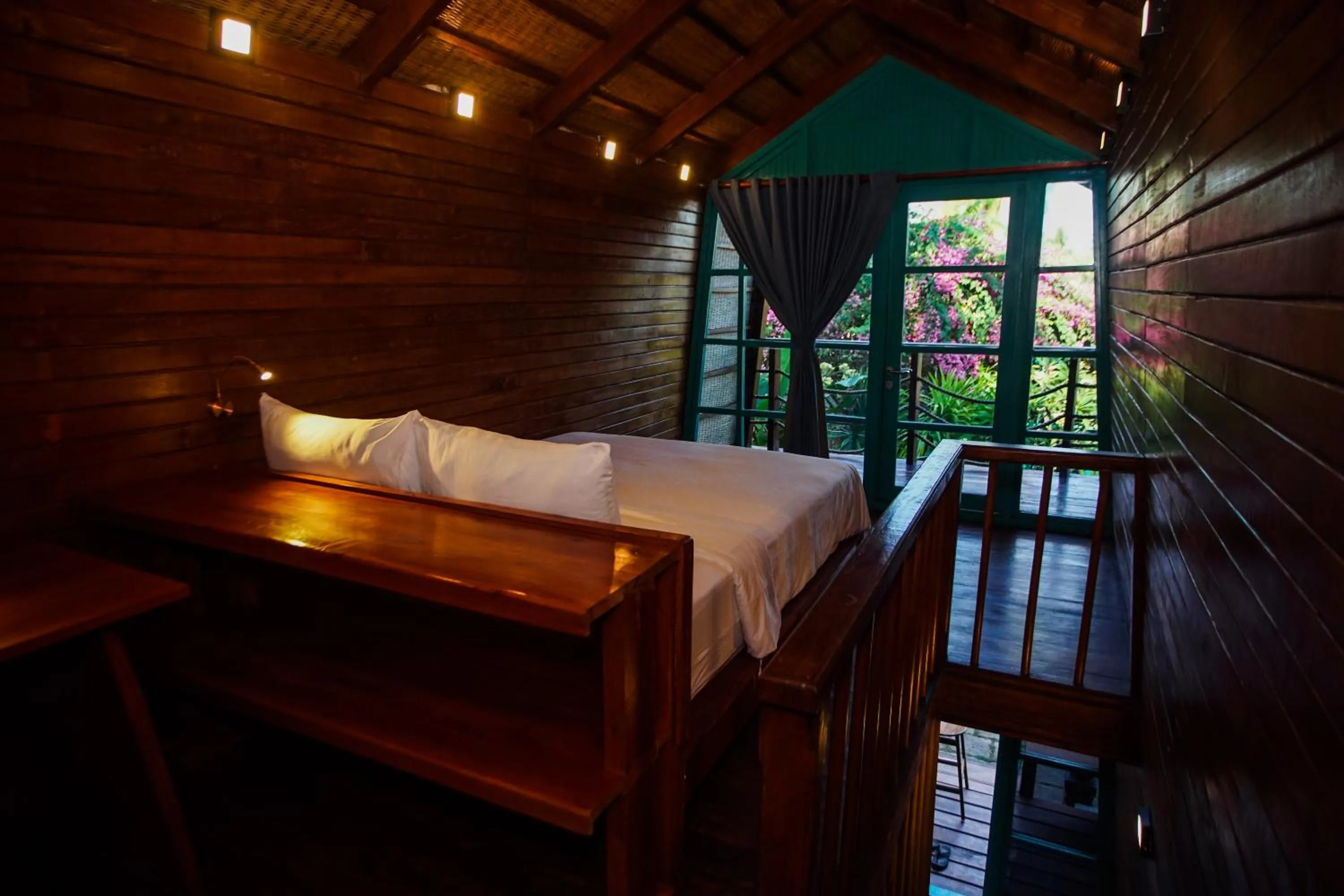Balcony/Terrace, Bed in Waras Villa