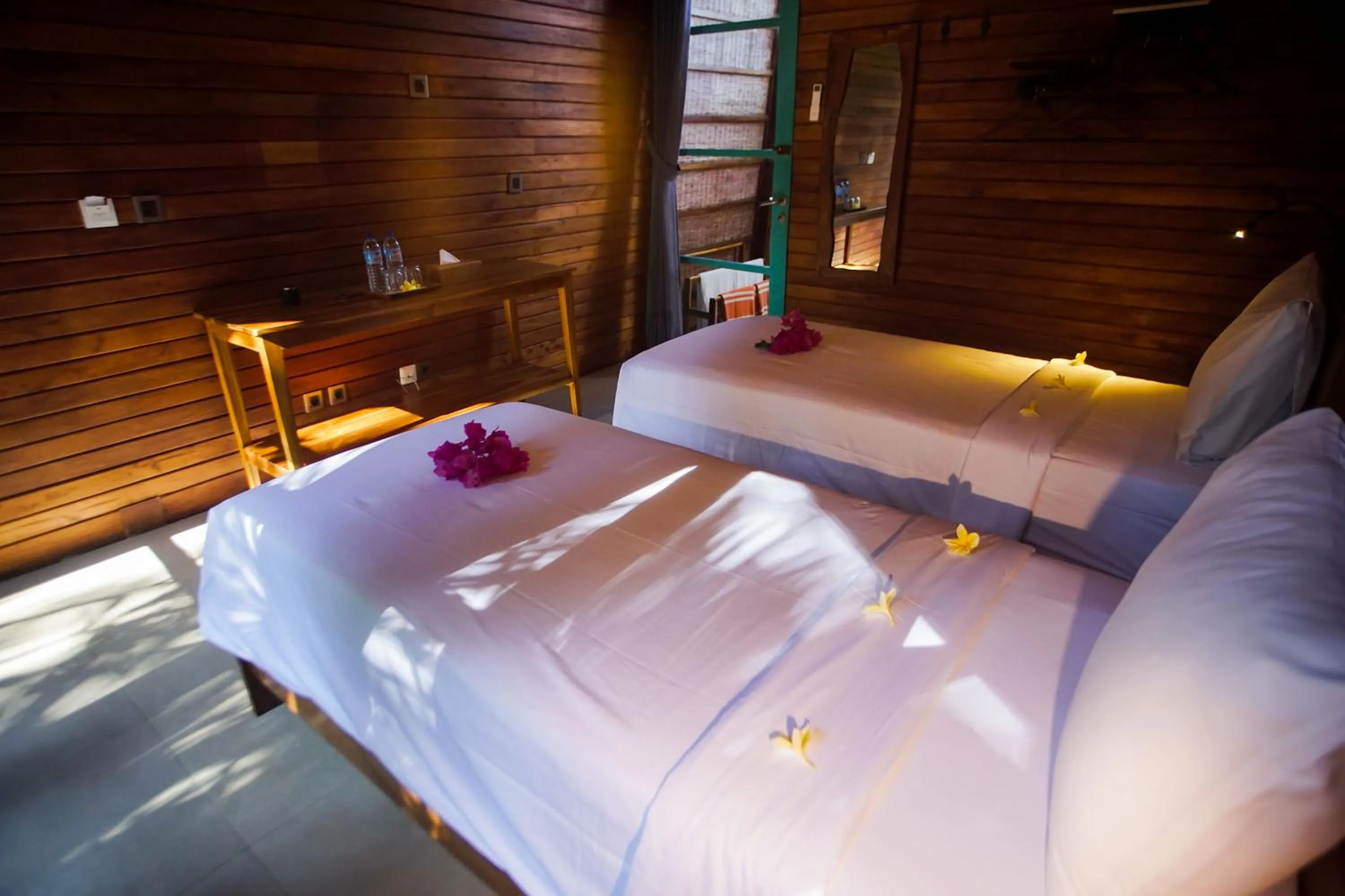 Bedroom, Bed in Waras Villa