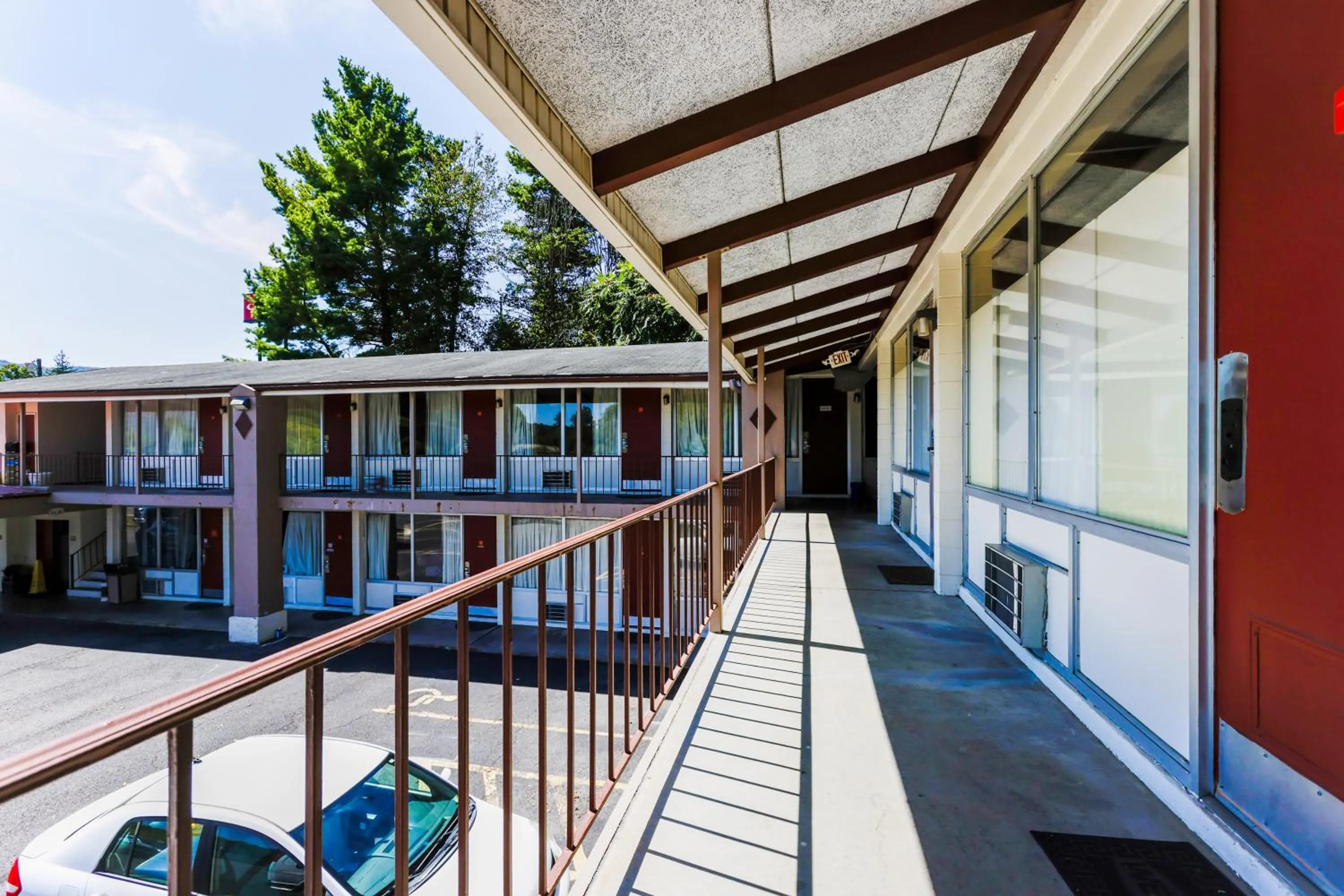 Balcony/Terrace in Edyn Hotel By Townhouse Wytheville US 52