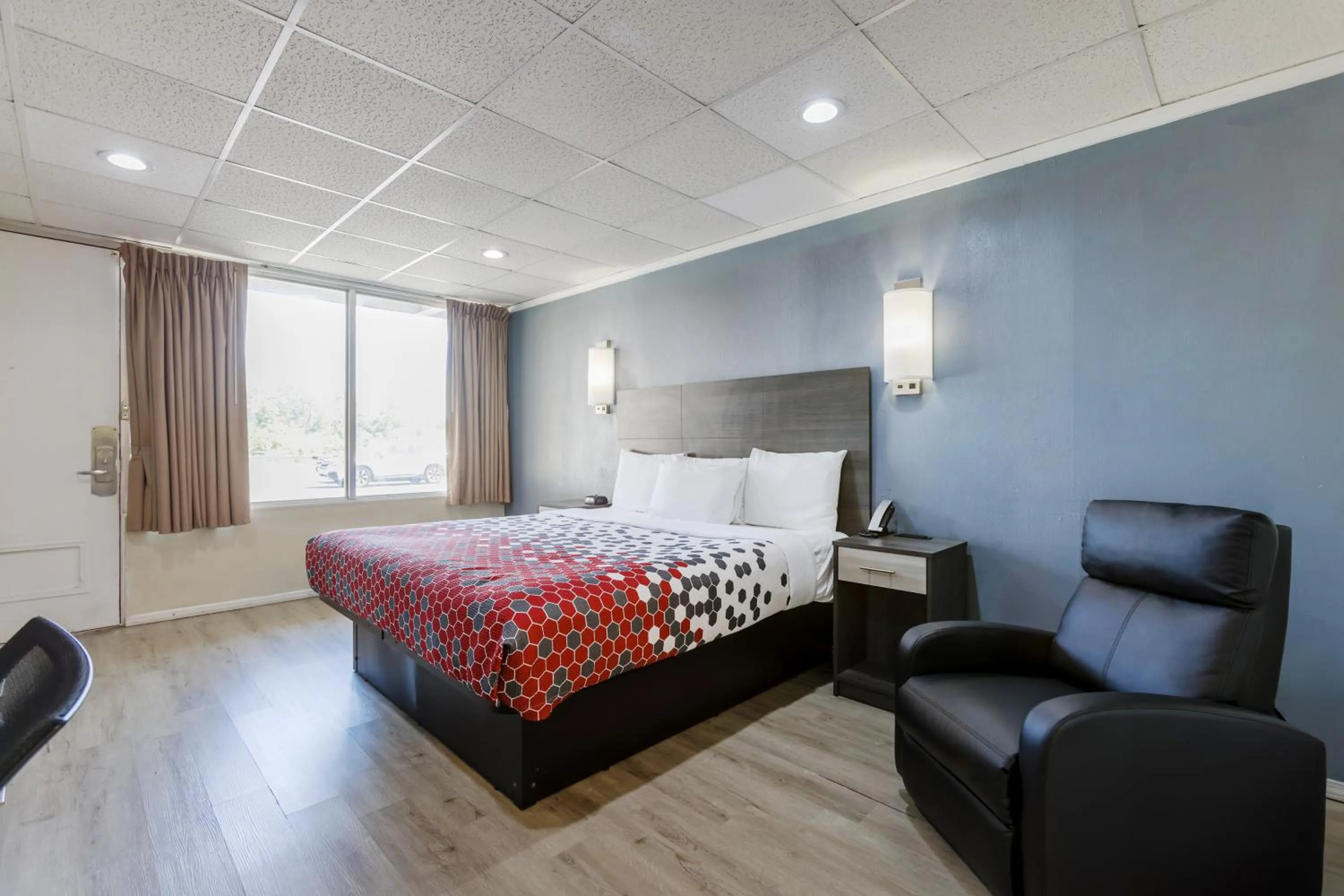 Bedroom, Bed in Edyn Hotel By Townhouse Wytheville US 52