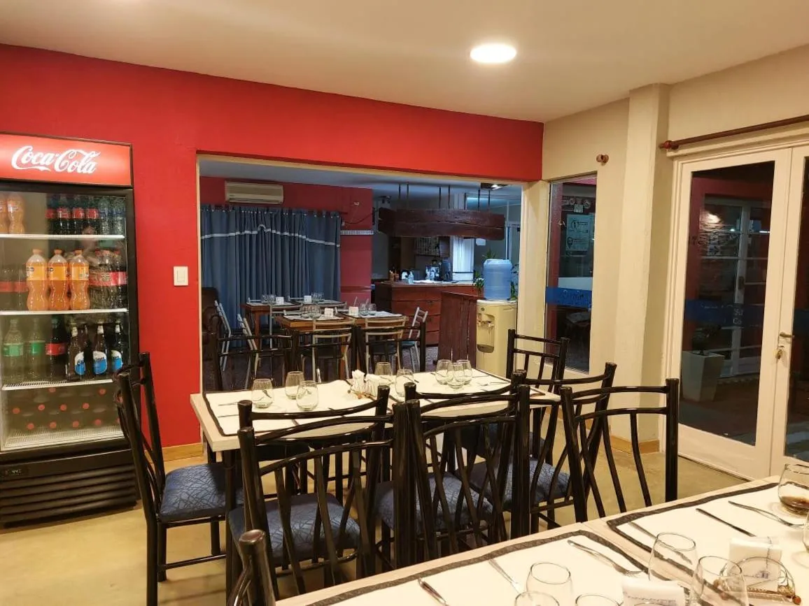 Restaurant/places to eat in Hotel Cesar