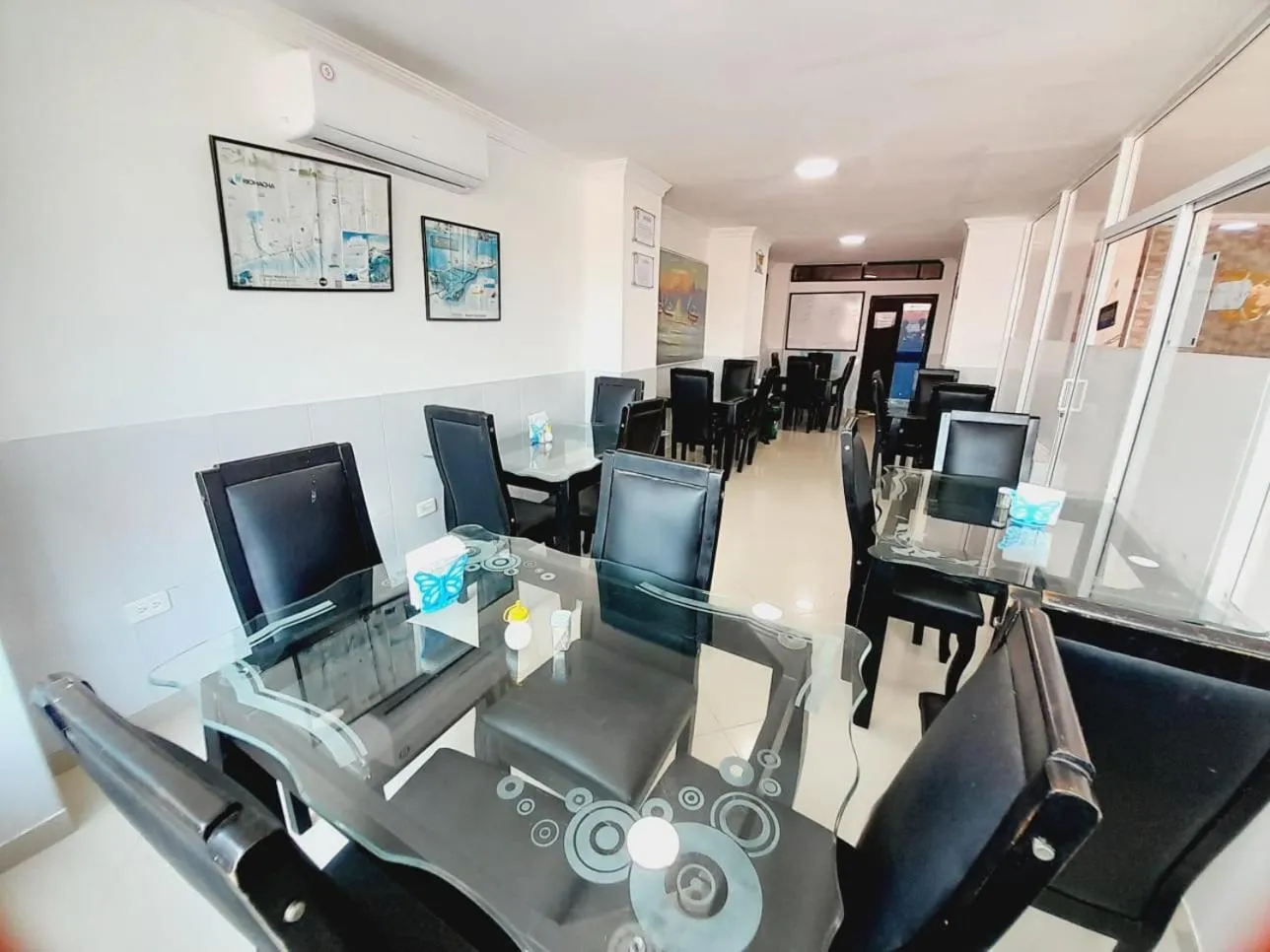 Dining area in Karin Hotel