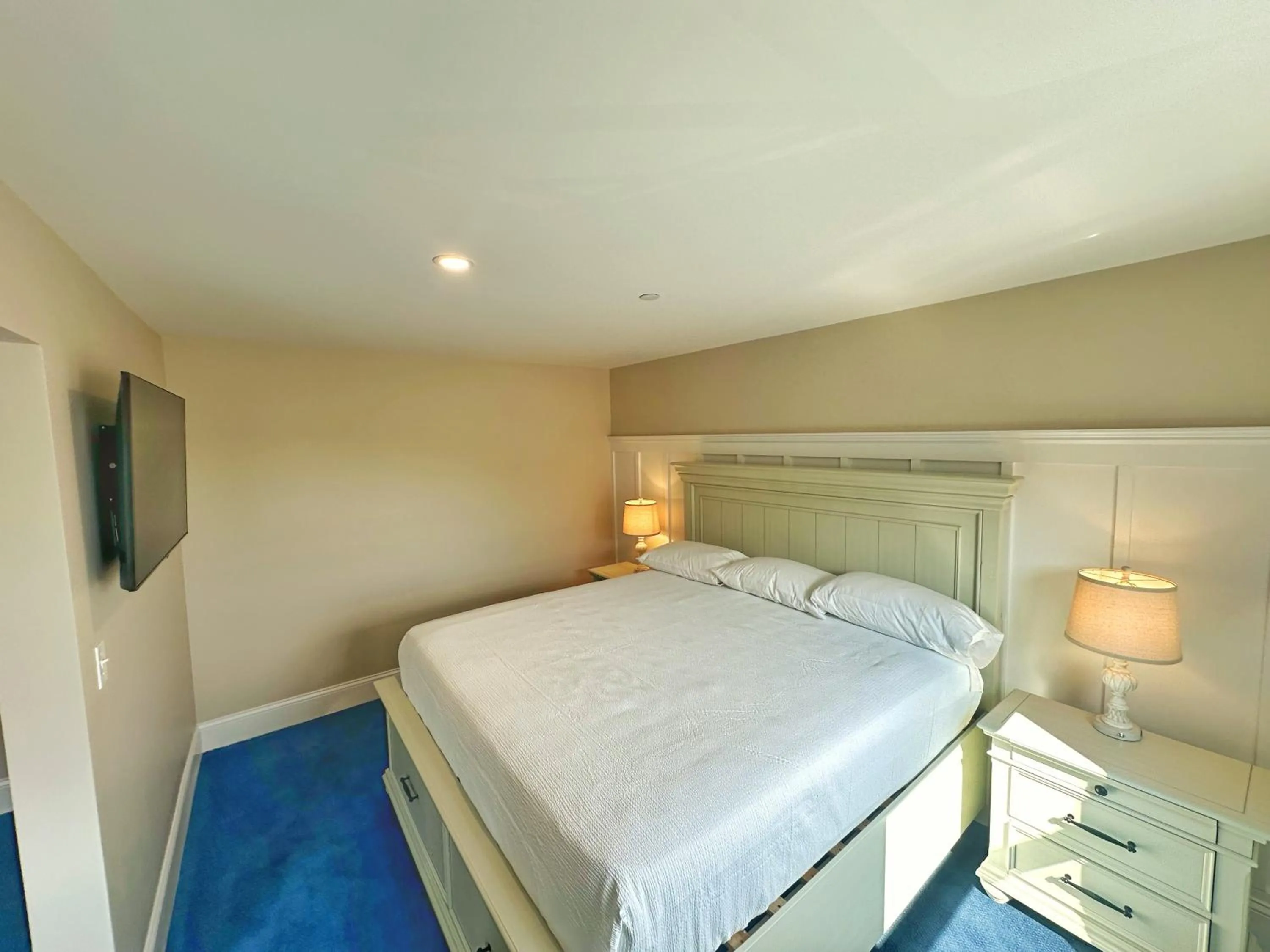 Winthrop Arms Hotel Restaurant Logan Airport