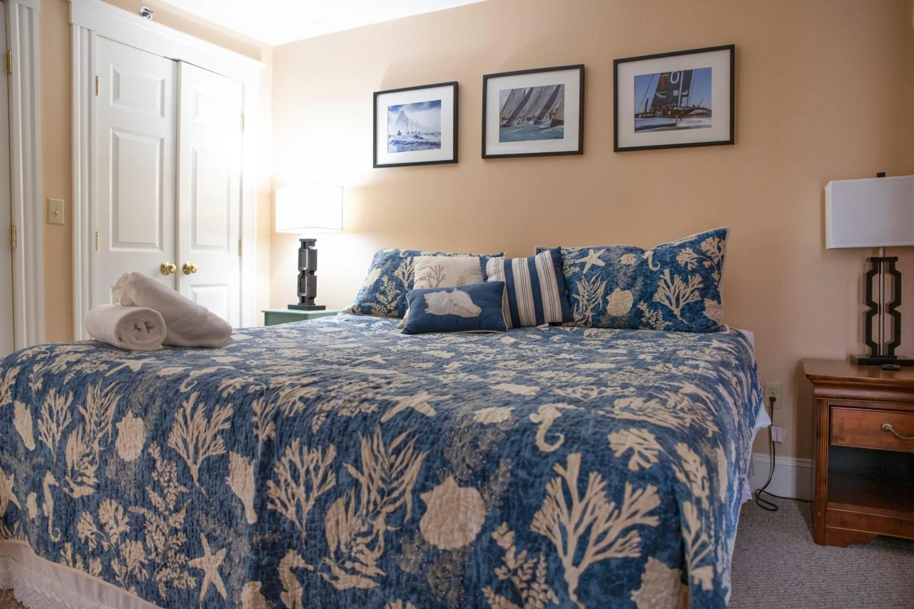 Decorative detail in Winthrop Arms Hotel Restaurant Logan Airport