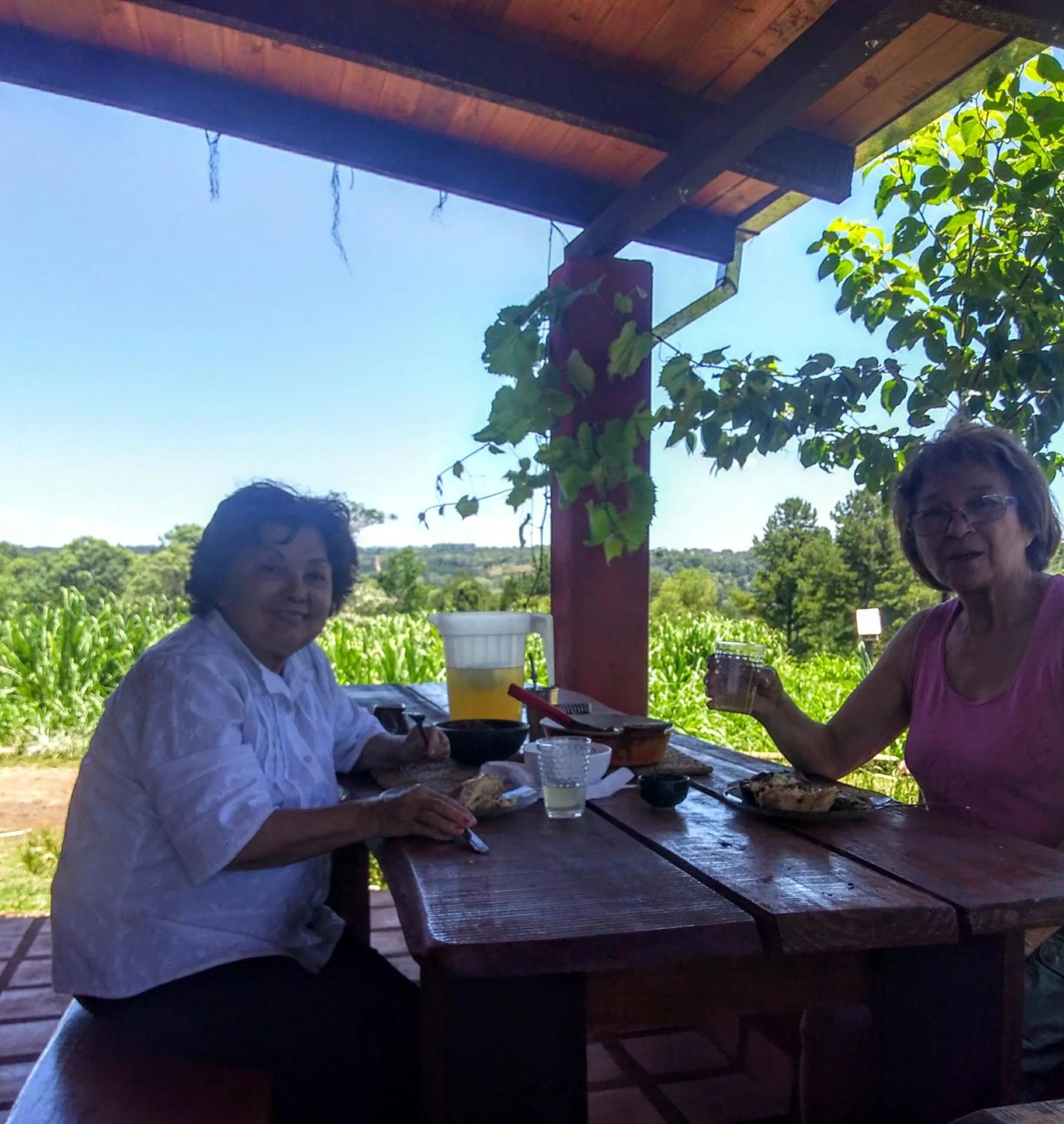 Restaurant/places to eat in Granja La Lechuza Ecolodge