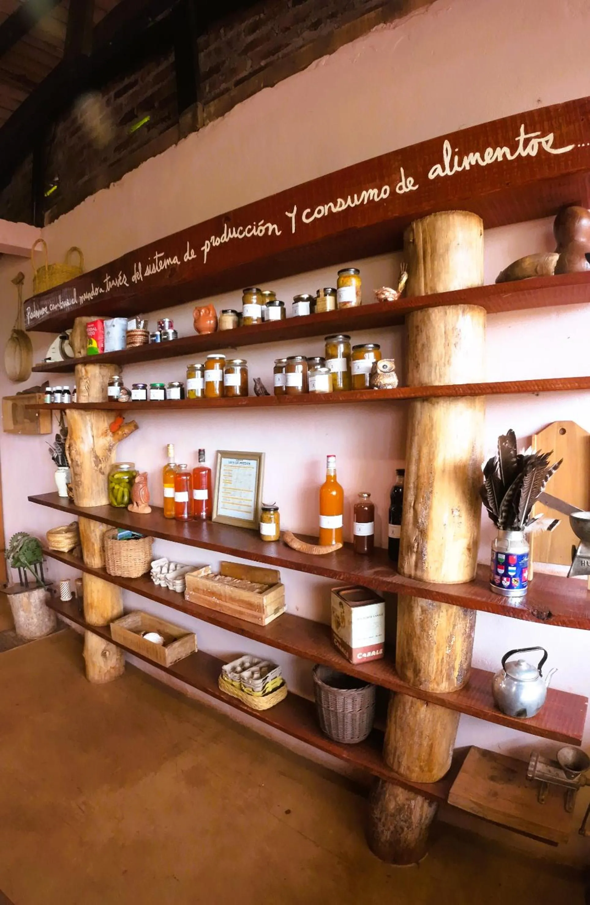 Restaurant/places to eat in Granja La Lechuza Ecolodge