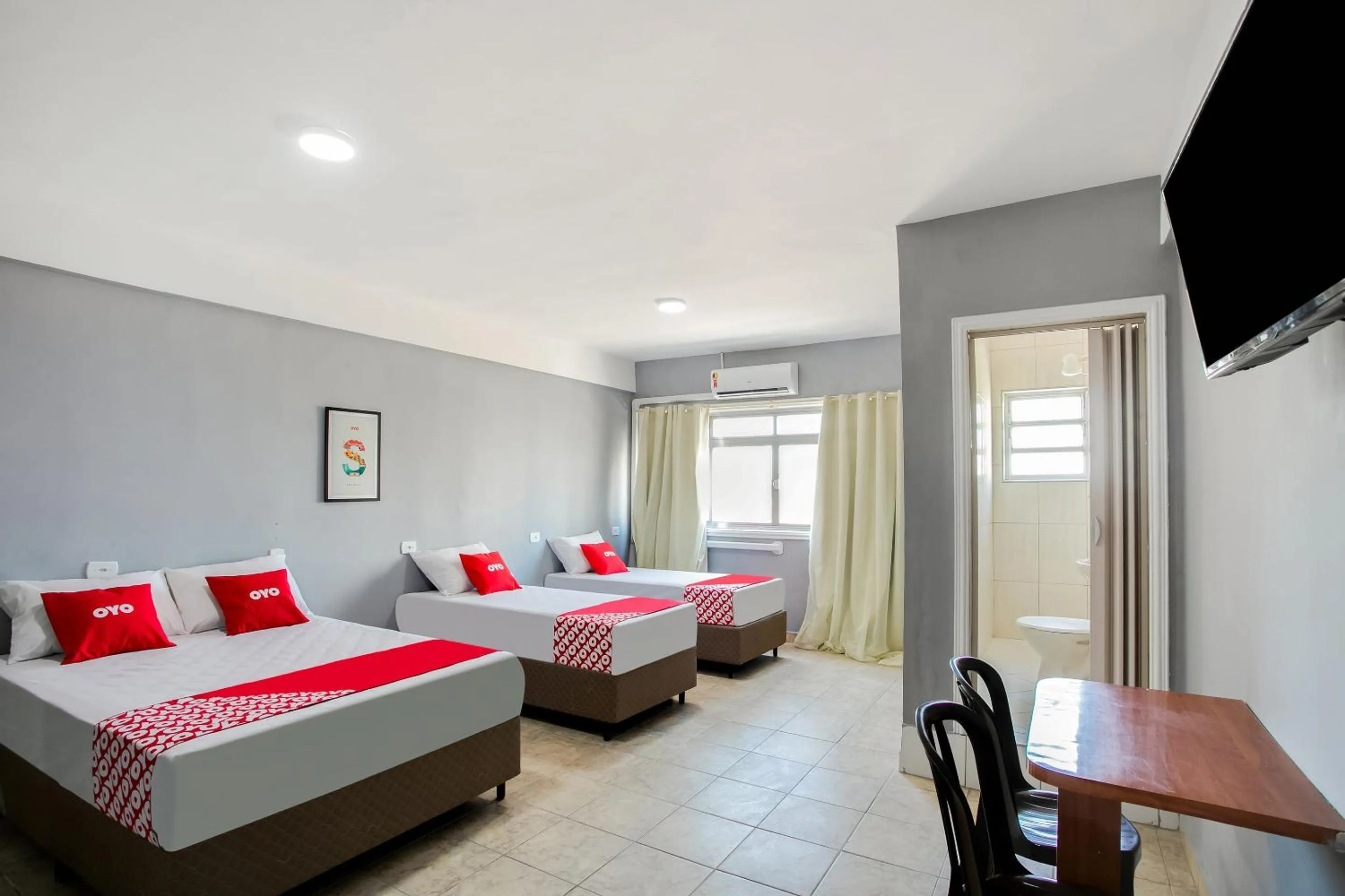 Bedroom, Bed in OYO Hotel Boneville, São Paulo