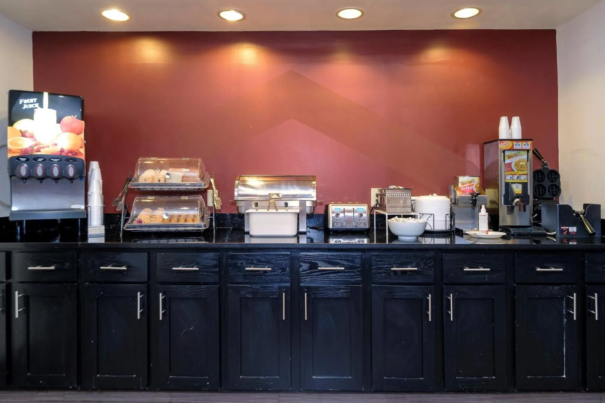 Restaurant/places to eat in Red Roof Inn Yemassee