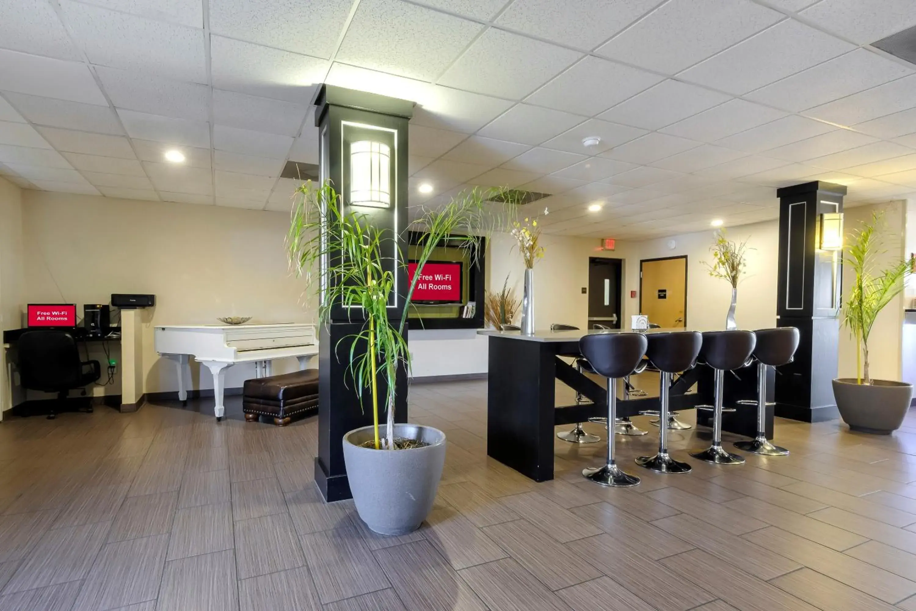 Lobby or reception in Red Roof Inn Yemassee Lobby or reception in Red Roof Inn Yemassee