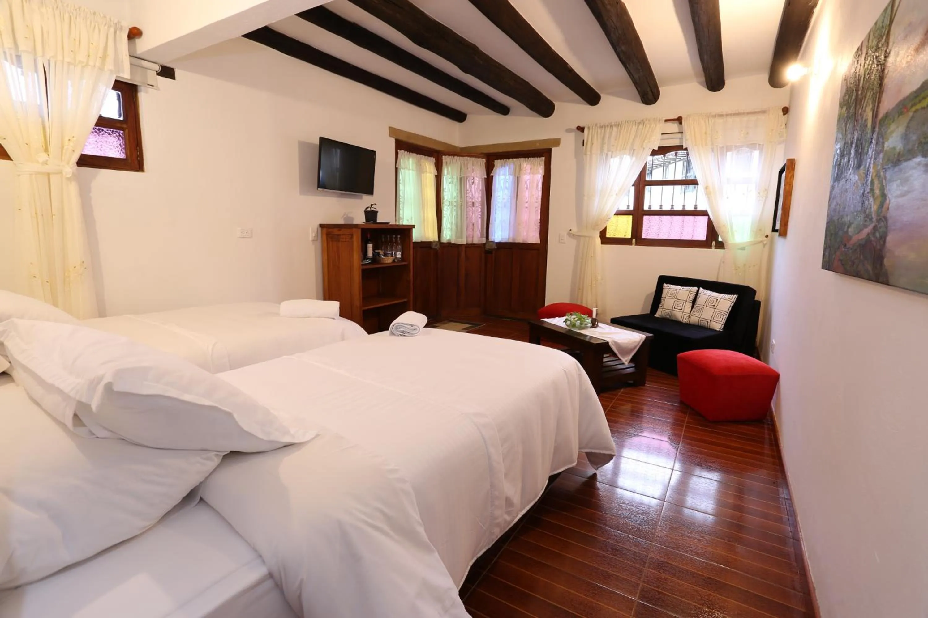 Photo of the whole room, Bed in Hotel Villa del Angel
