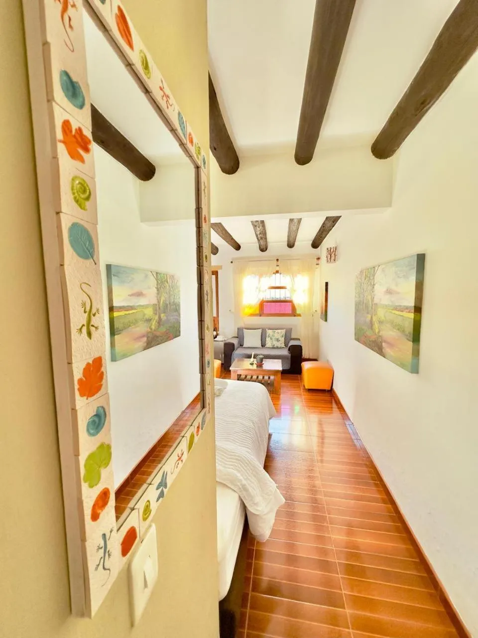 Living room, Bed in Hotel Villa del Angel