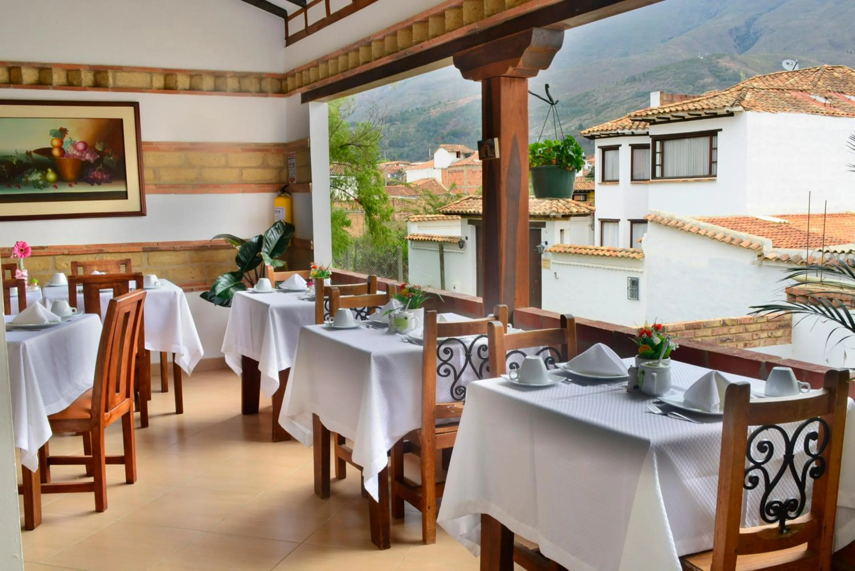 Restaurant/places to eat in Hotel Villa del Angel