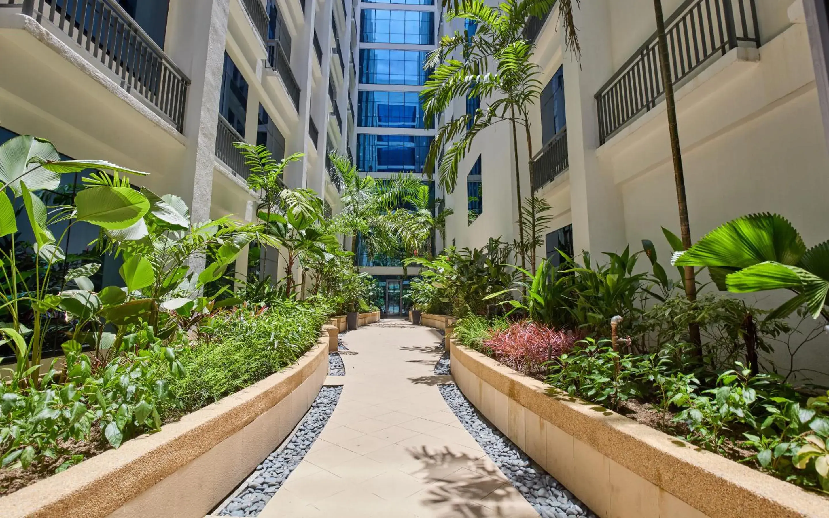 Property building in Belmont Hotel Manila near NAIA Terminal 3 MNL Property building in Belmont Hotel Manila near NAIA Terminal 3 MNL