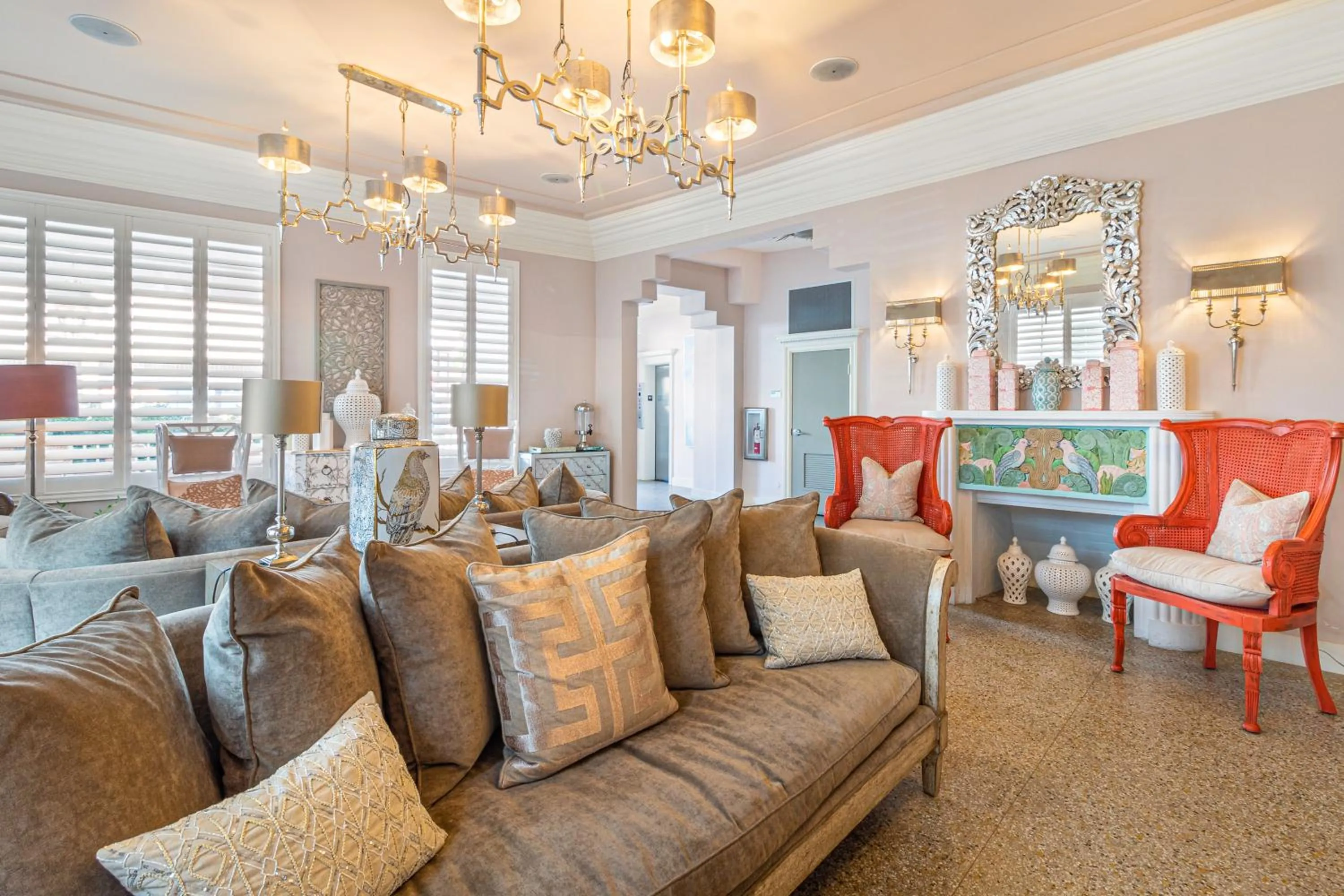 Lobby or reception in Henrosa Hotel